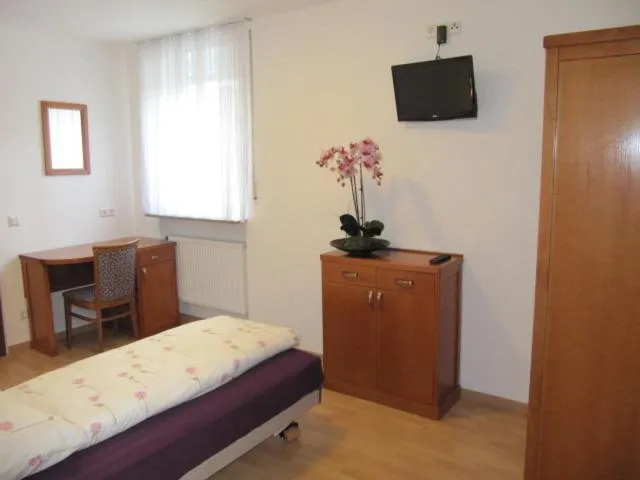 Day, Bed in Hotel Mila