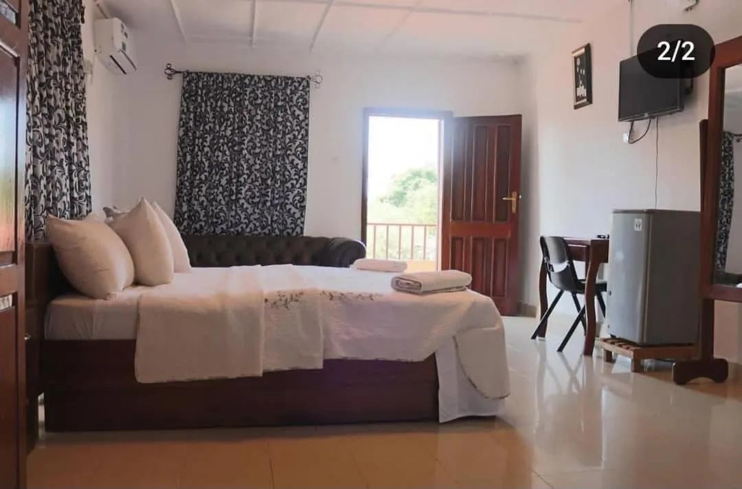 Bed in Paloma Guest House