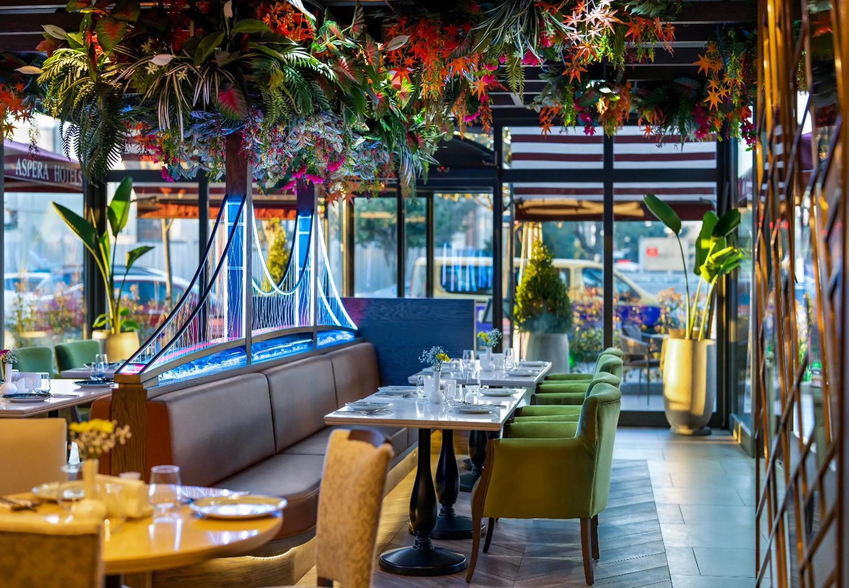 Restaurant/places to eat in Aspera Hotel Altunizade