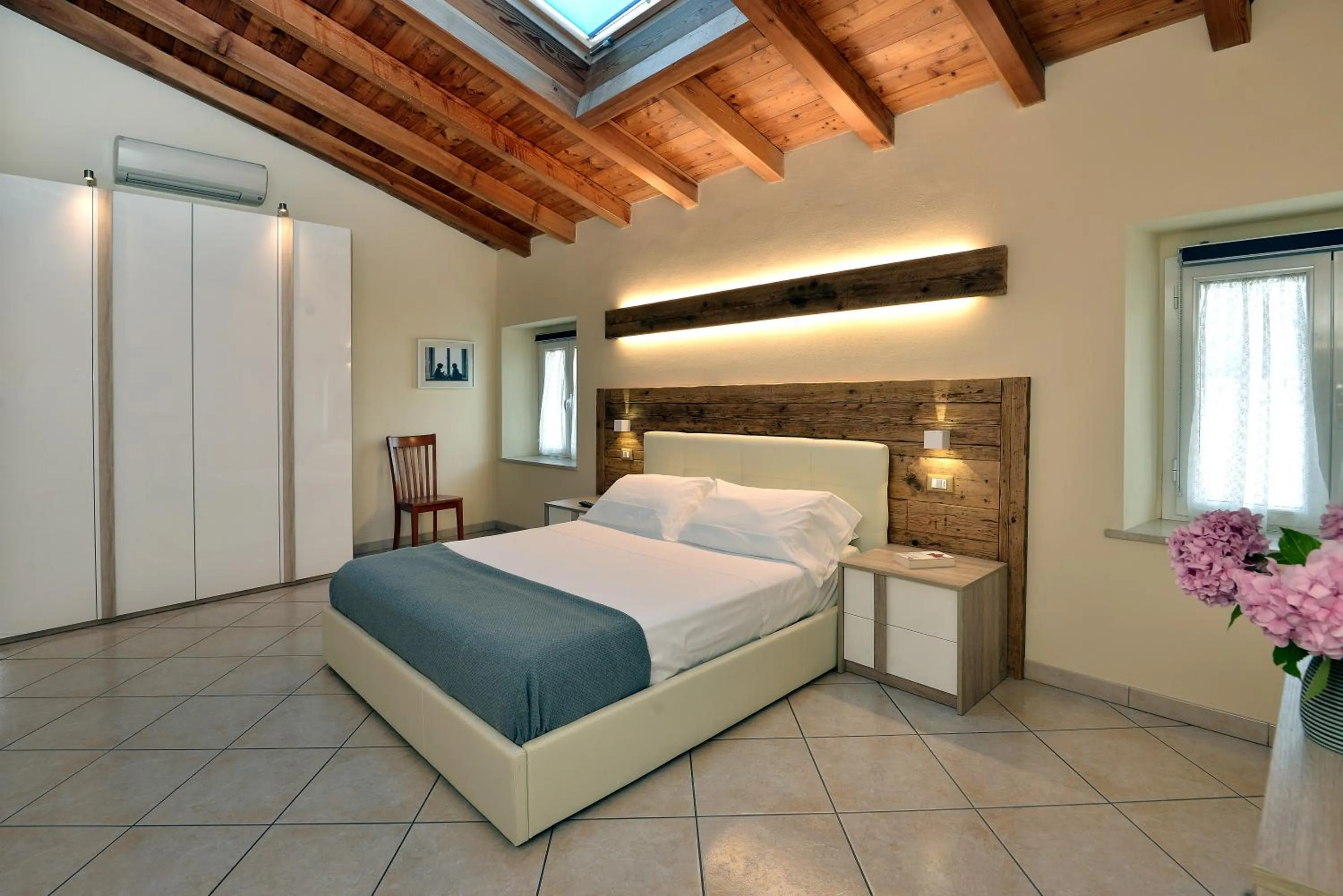 Bedroom, Bed in Antiche Rive Holidays Apartments