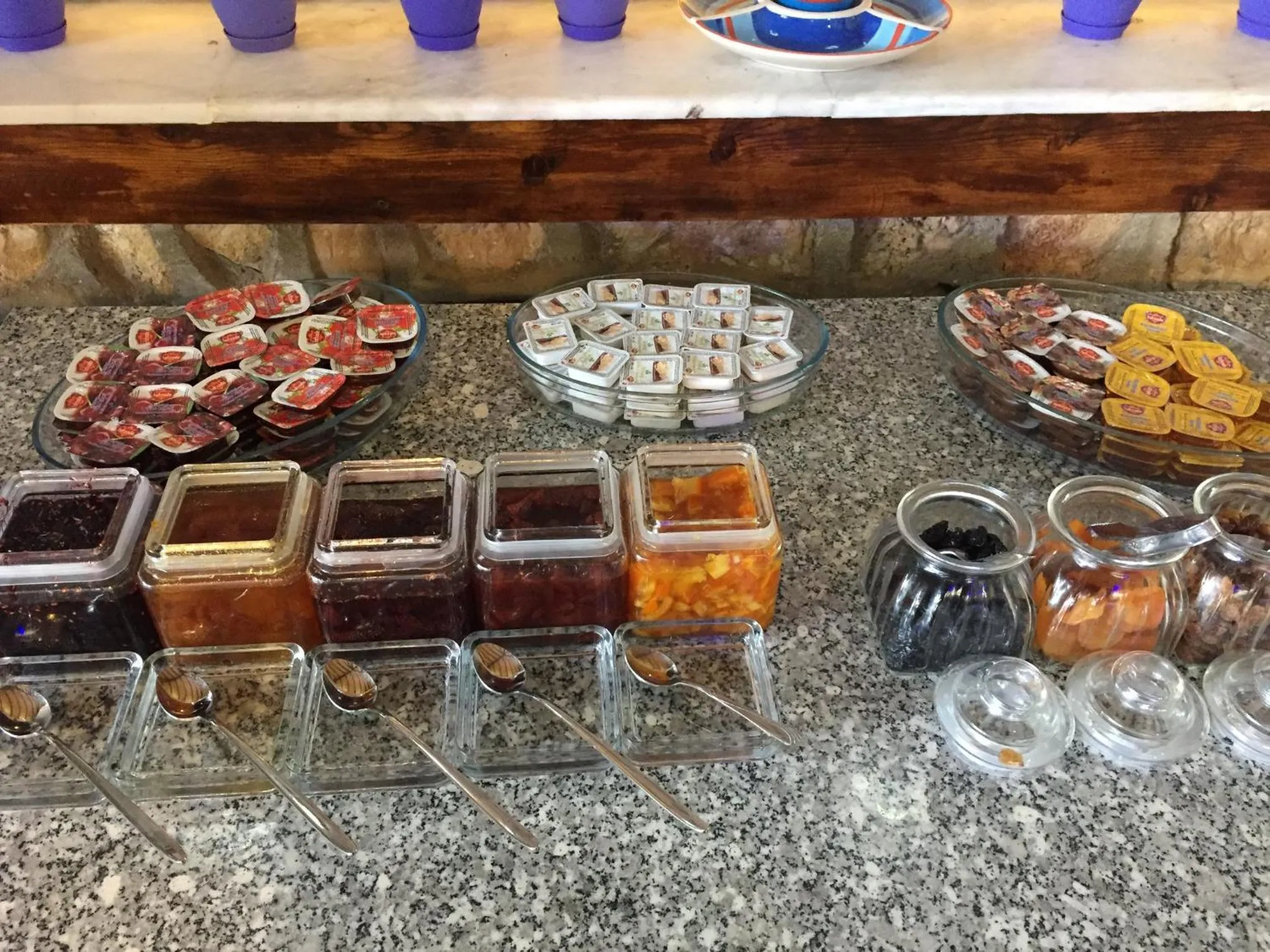 Food and drinks in Panormos Hotel