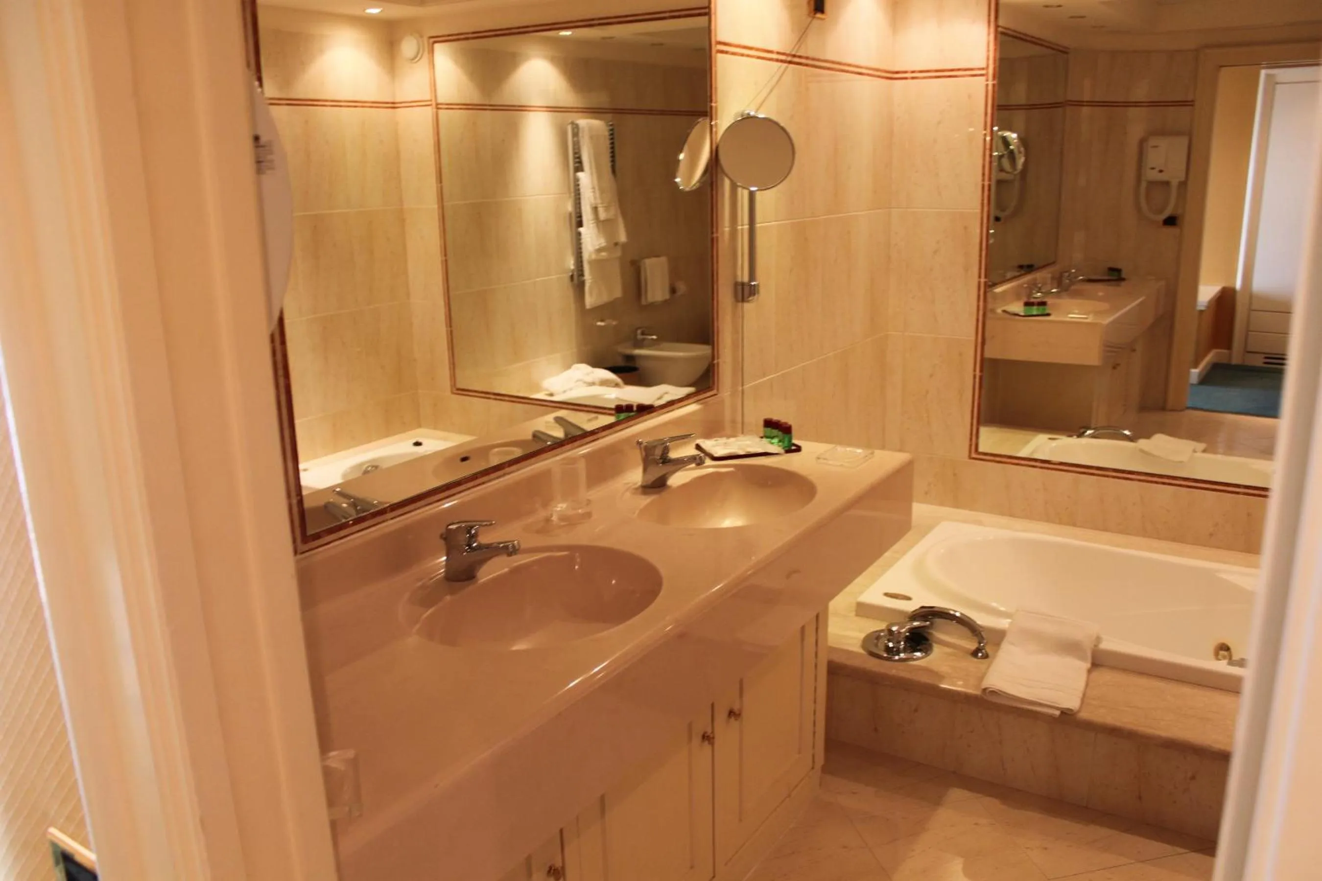 Bathroom in 501 Hotel