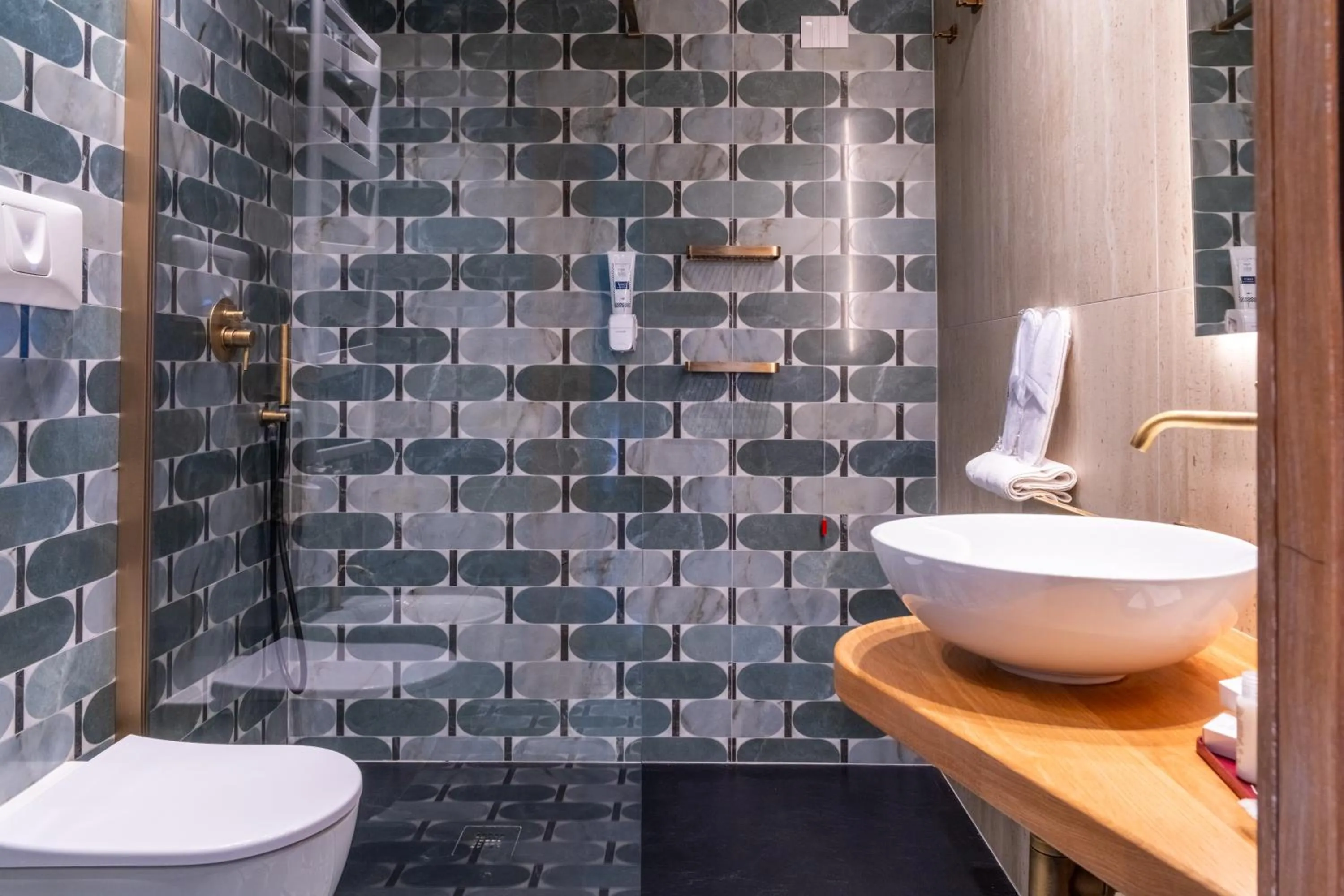 Bathroom in 501 Hotel