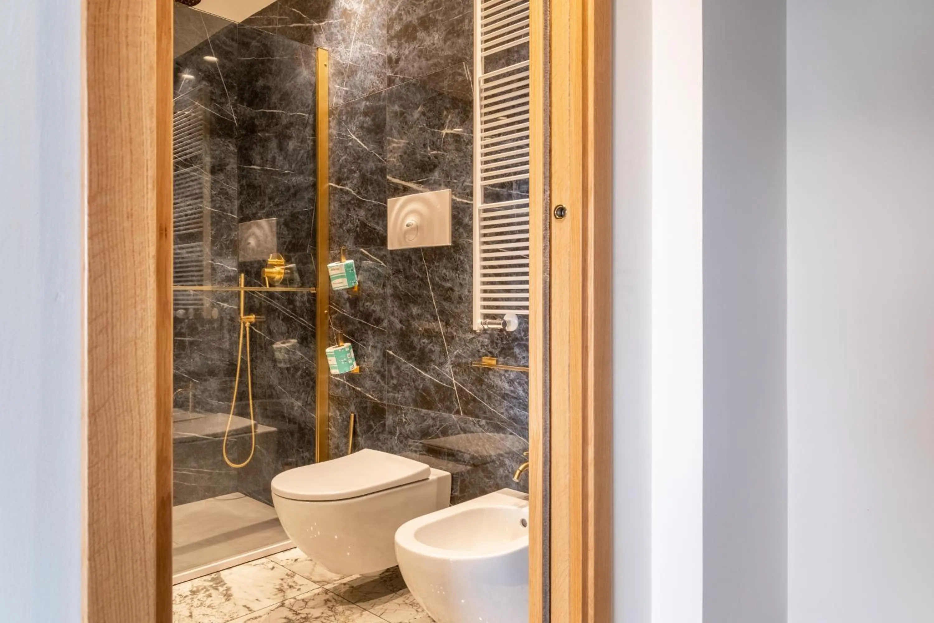 Bathroom in 501 Hotel