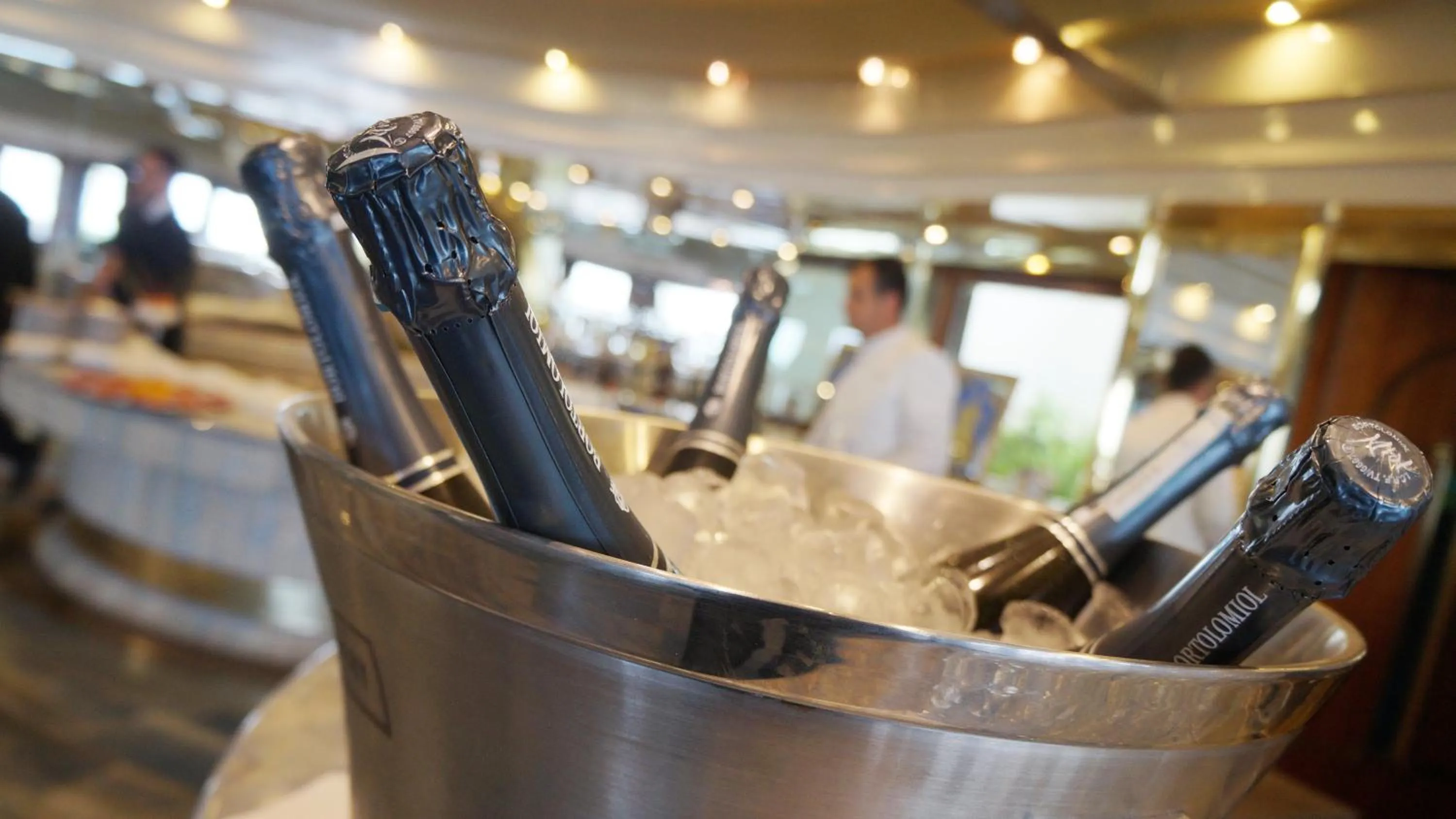 Lounge or bar in 501 Hotel