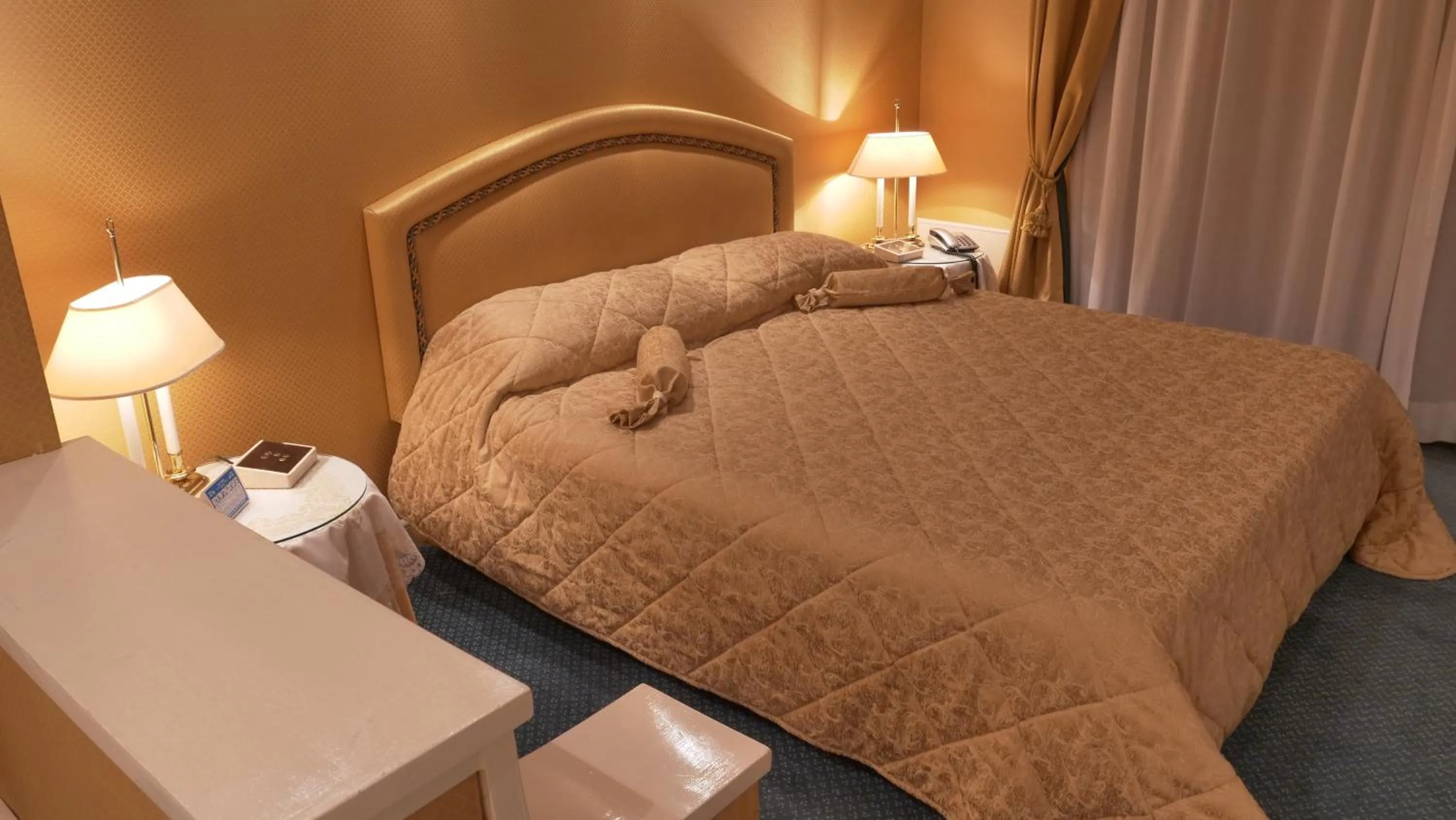 Bedroom, Bed in 501 Hotel