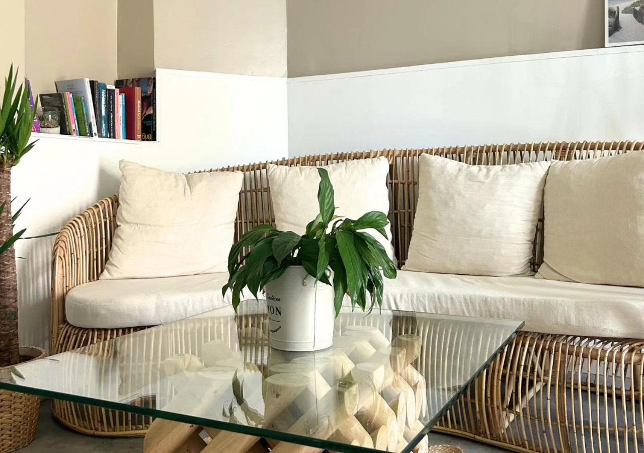 Library in Hôtel Le Carnon