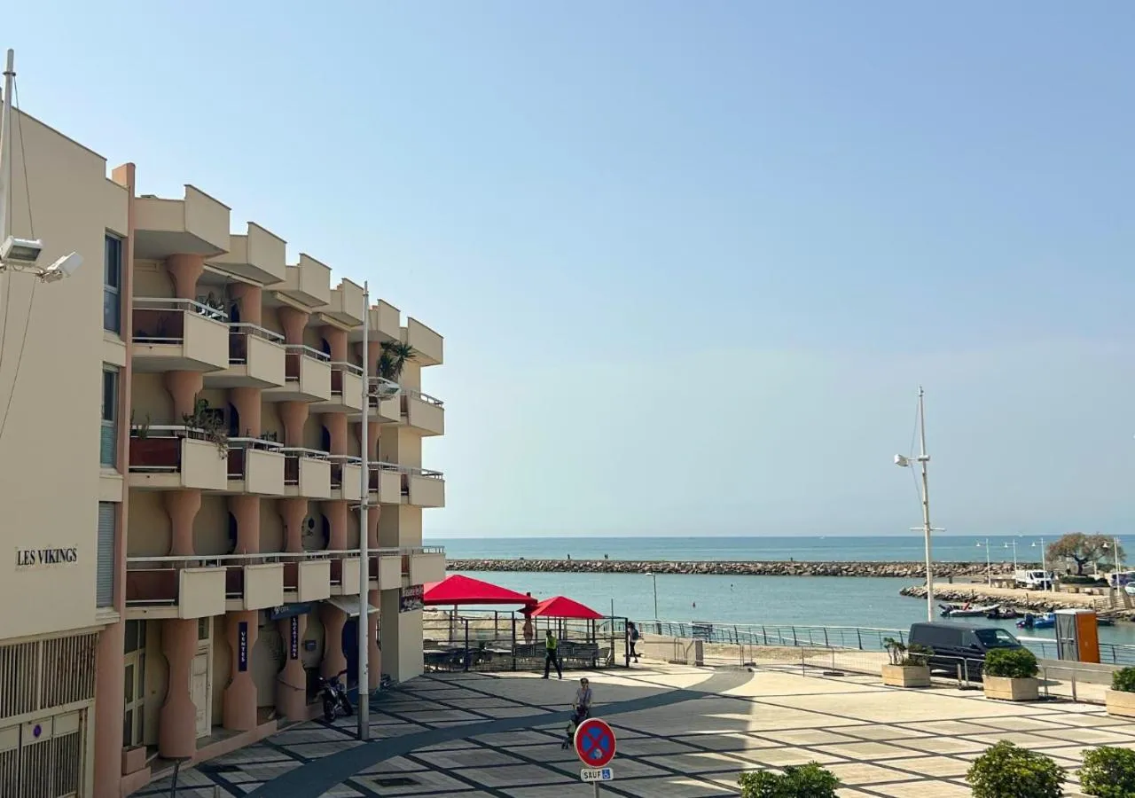 Balcony/Terrace in Hôtel Le Carnon