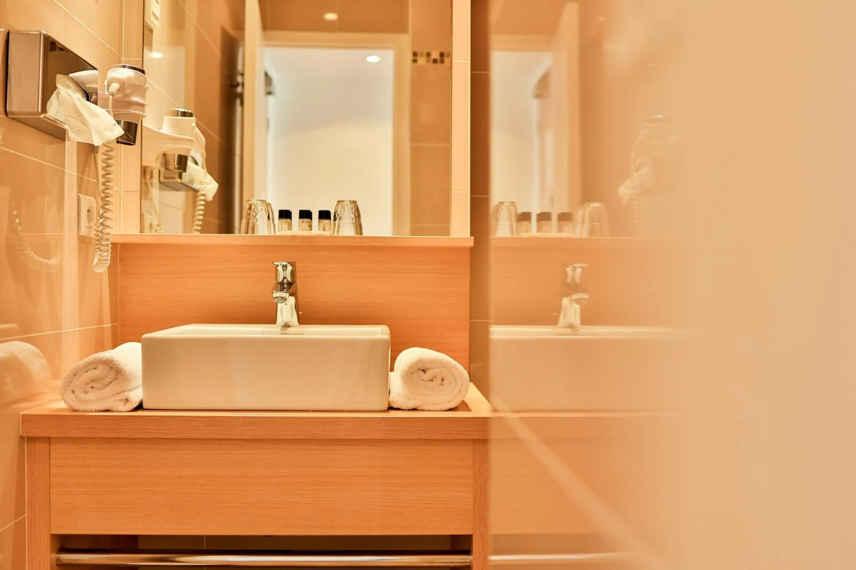 Bathroom in Le Petit Prince