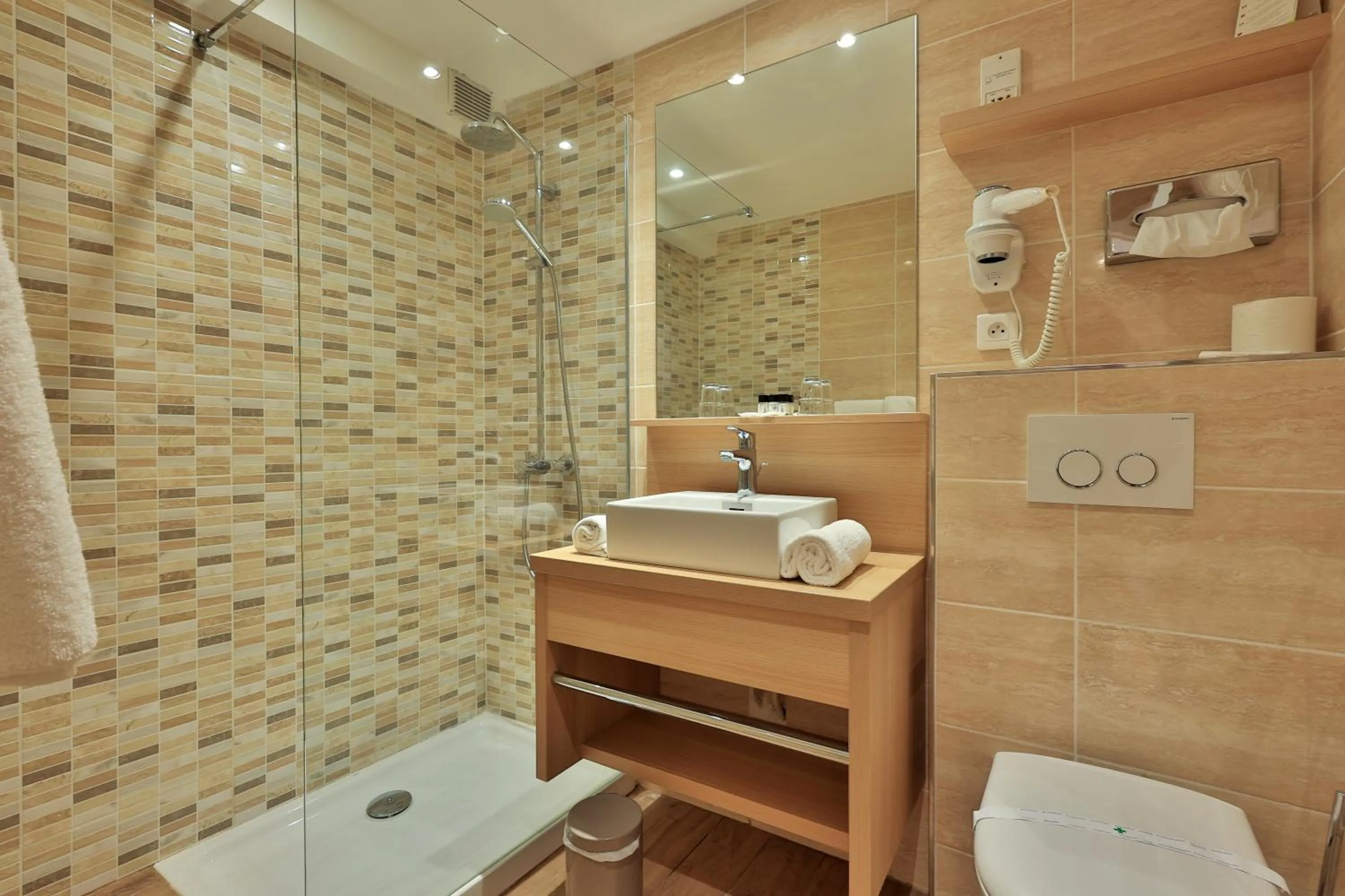 Bathroom in Le Petit Prince