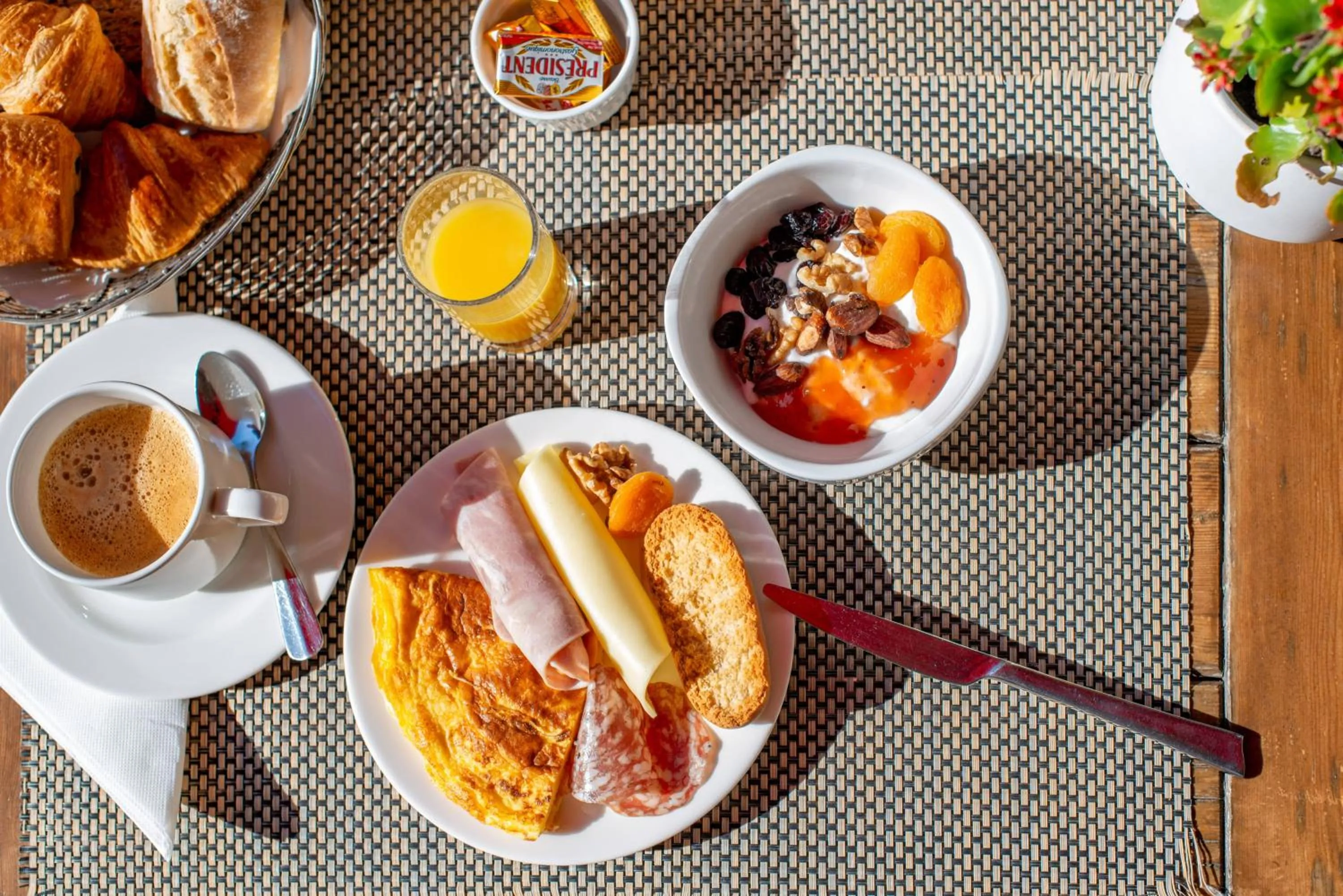 Breakfast in Le Petit Prince