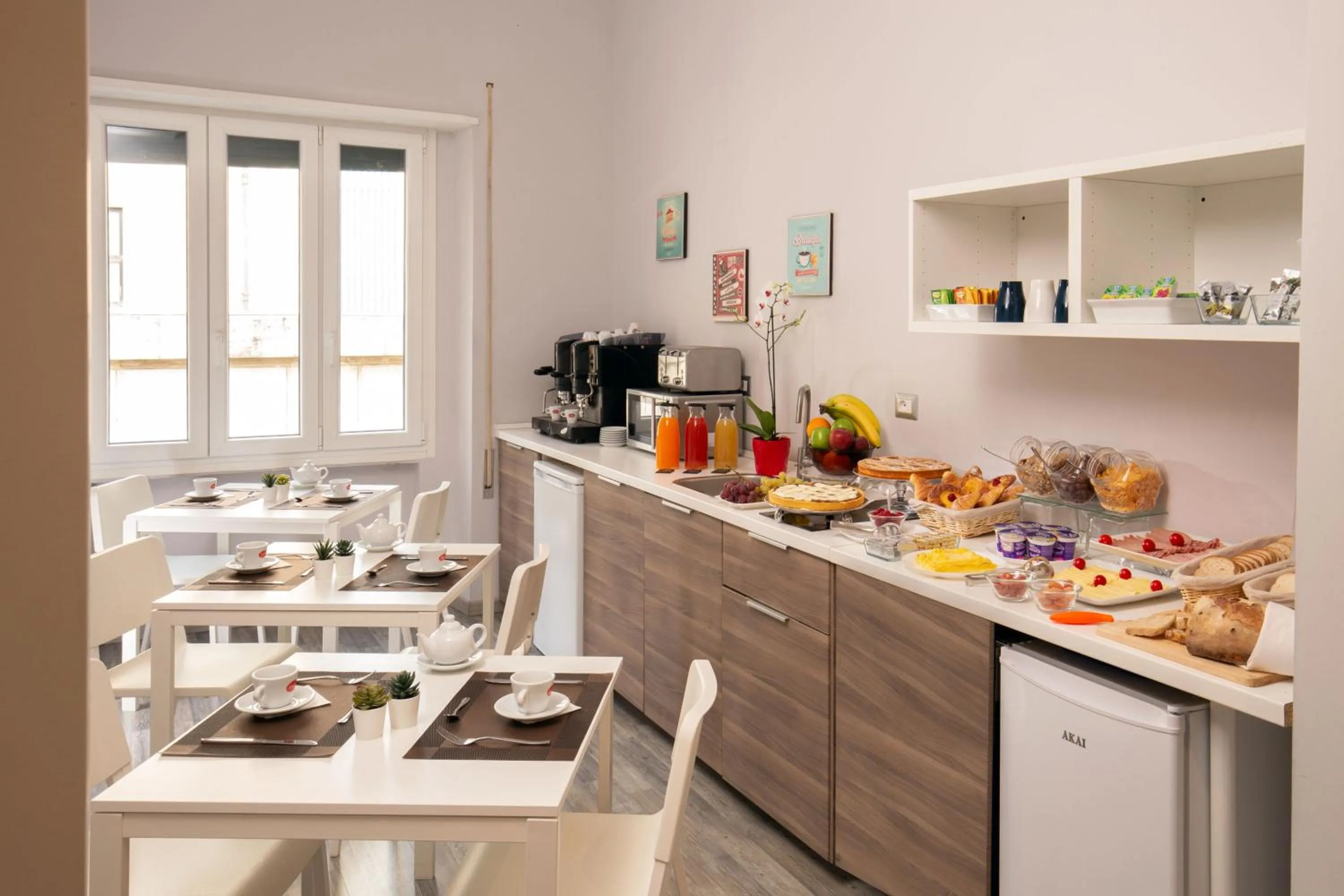 Food and drinks in Prima Guest House Collection