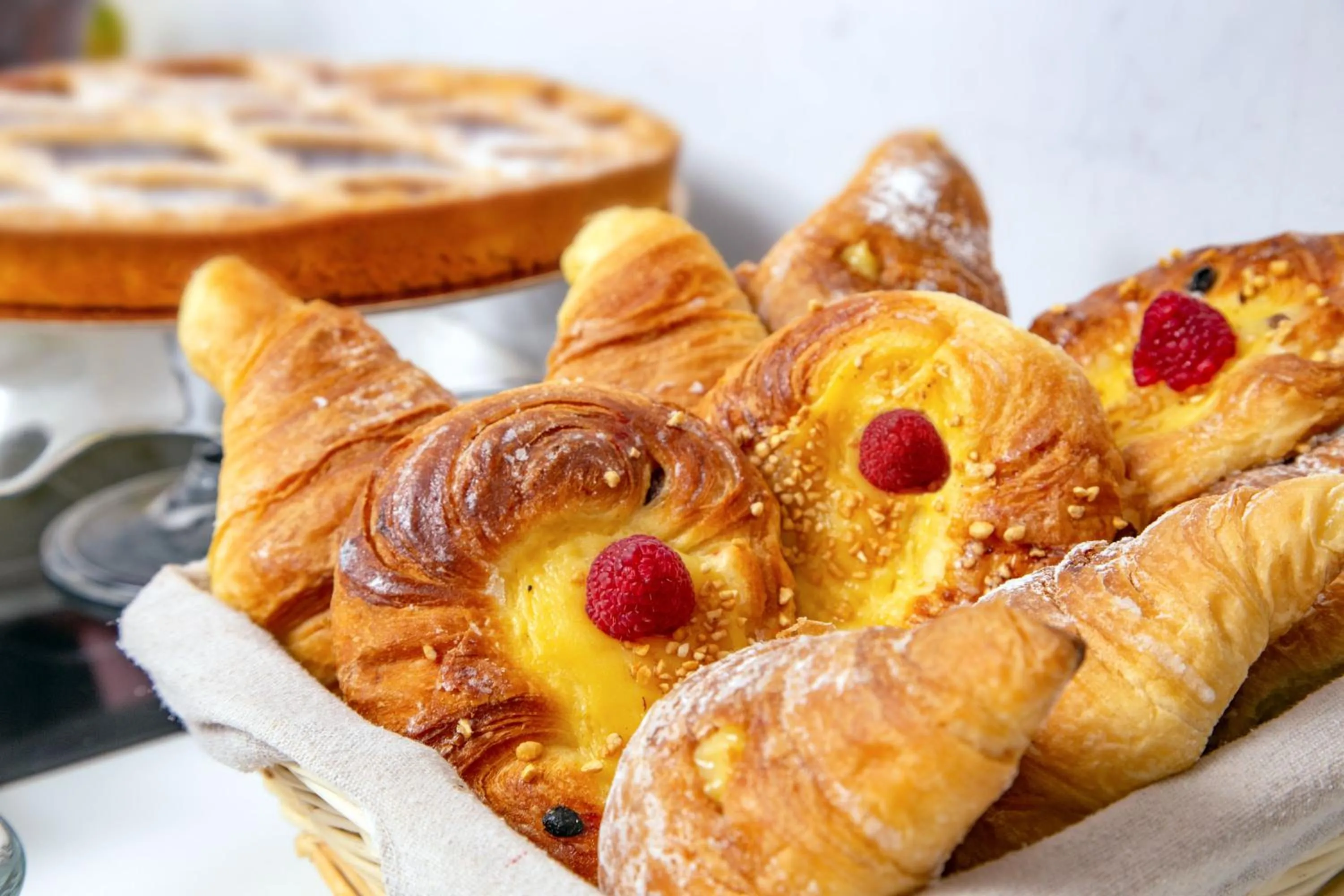 Food and drinks in Prima Guest House Collection