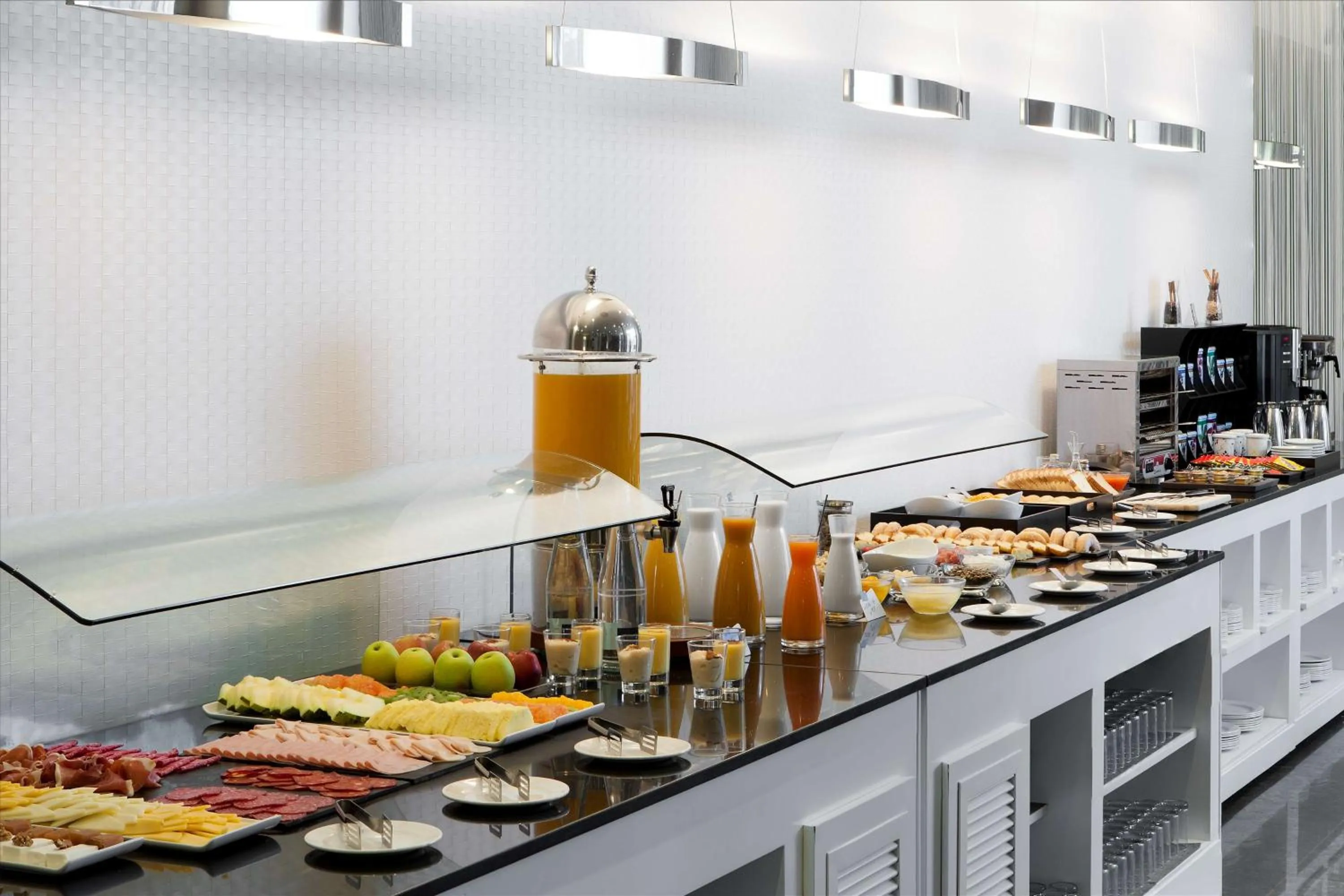 Breakfast in NH Barcelona Diagonal Center