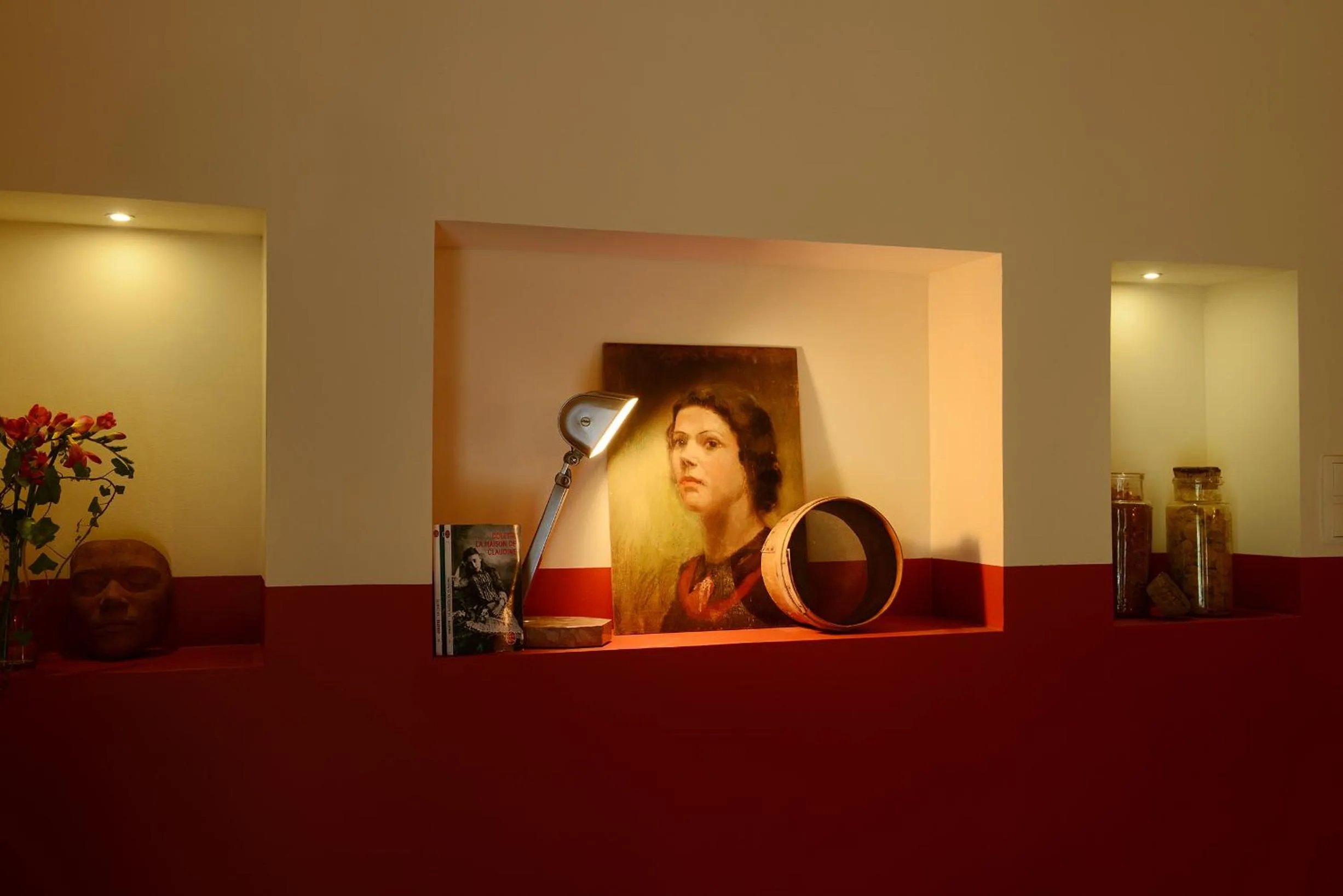 Library in Art House Domaine de l'Ocrerie