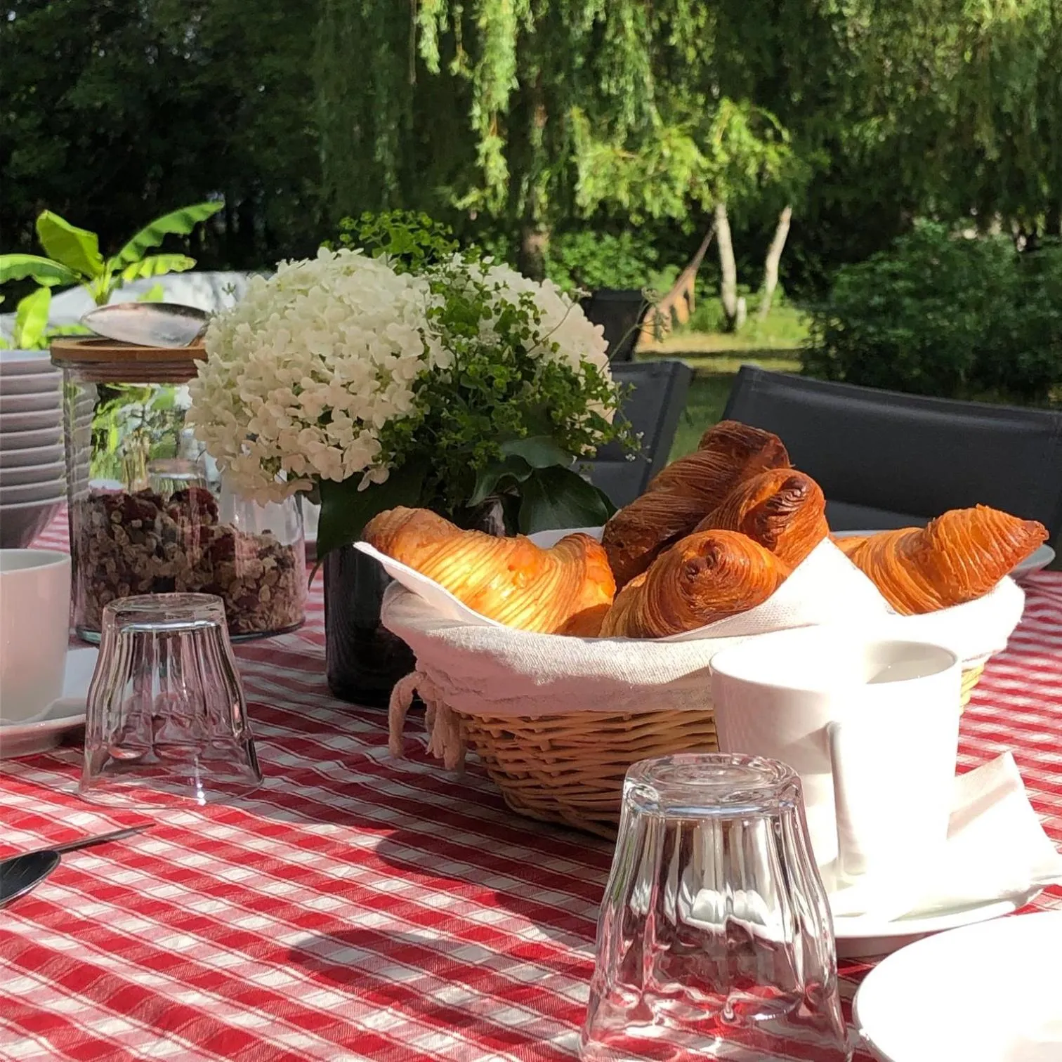 Breakfast in Art House Domaine de l'Ocrerie