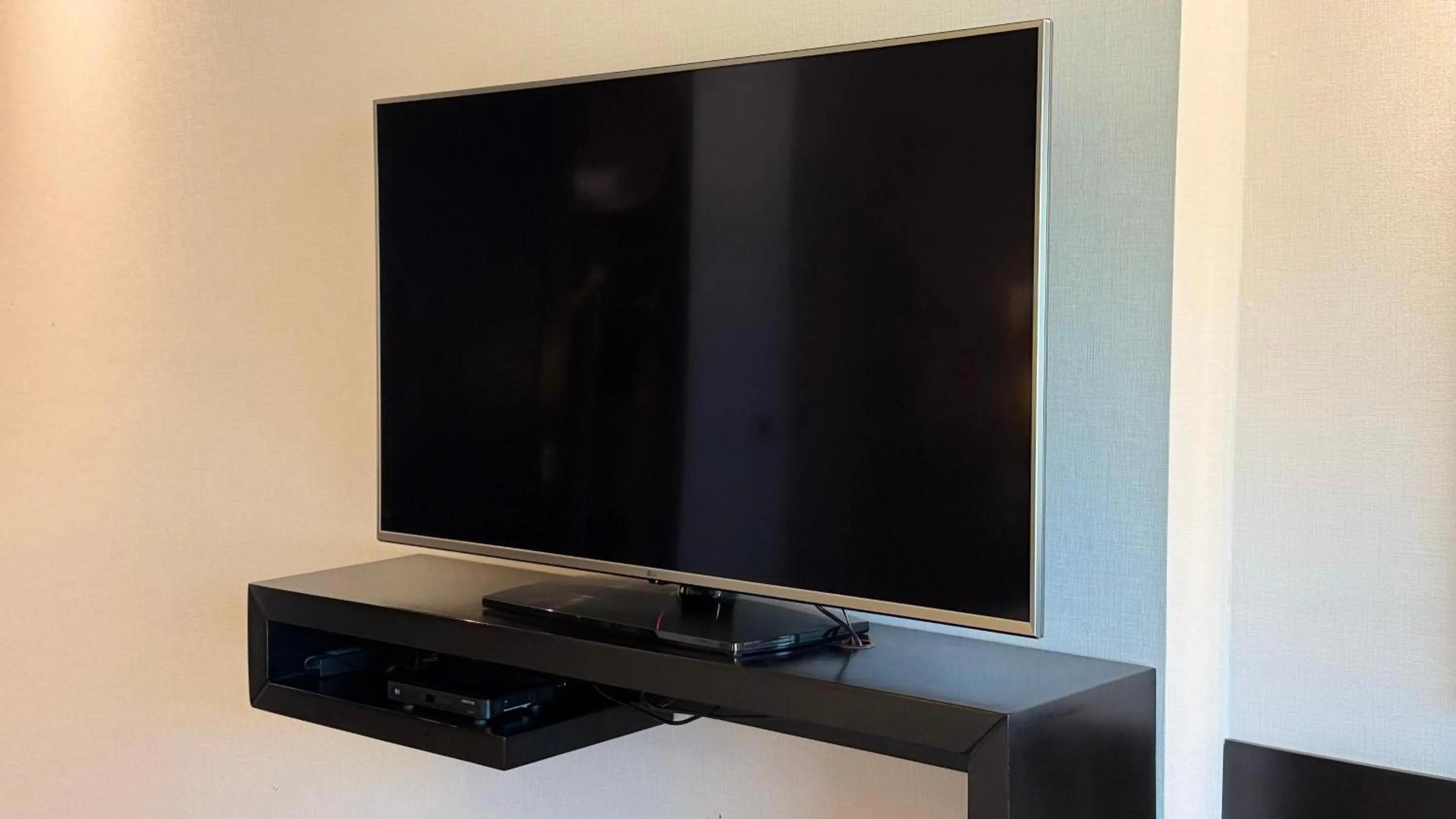 TV and multimedia in Hilton Bogotá