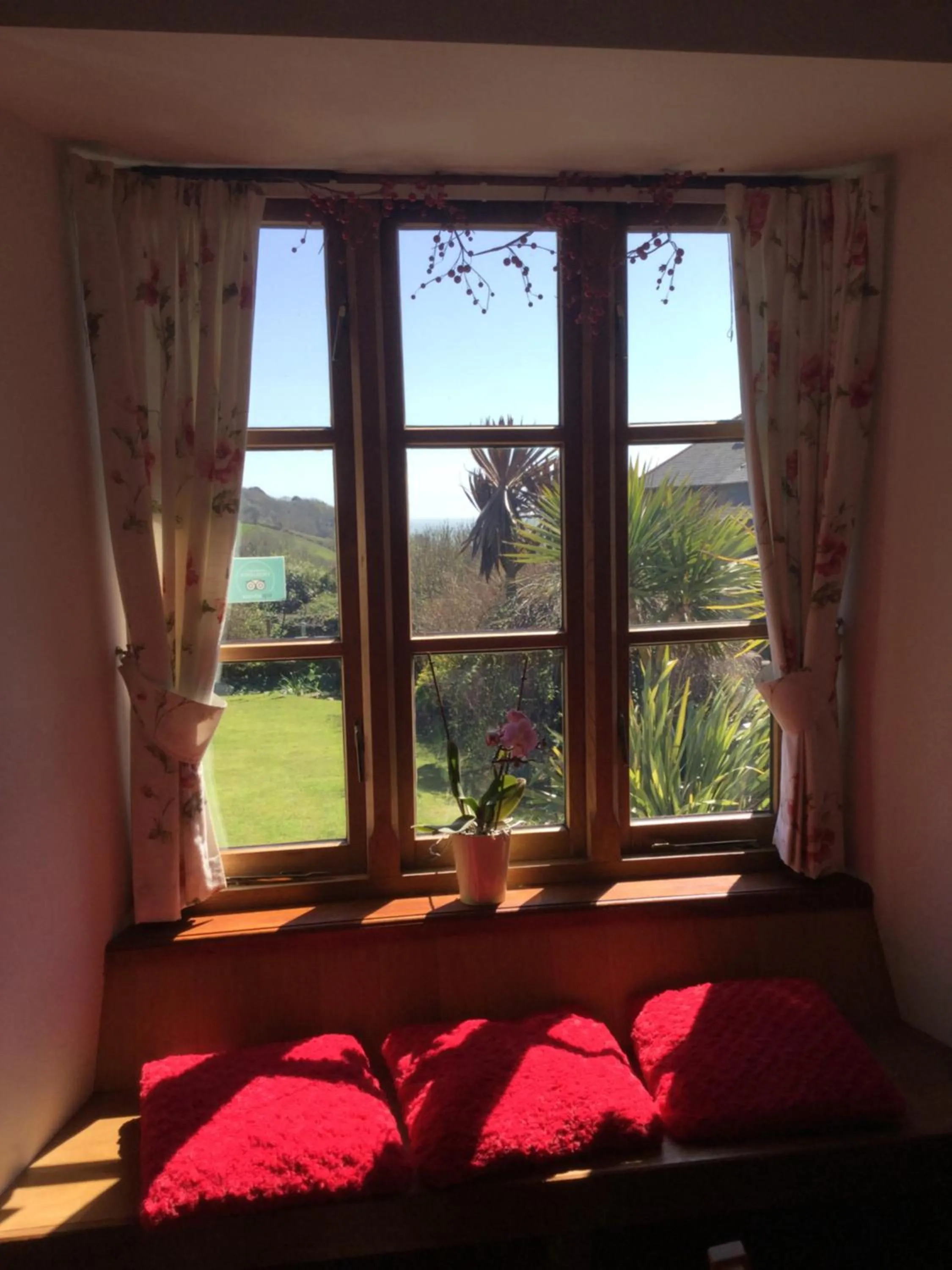 Dining area in Coombe House B&B