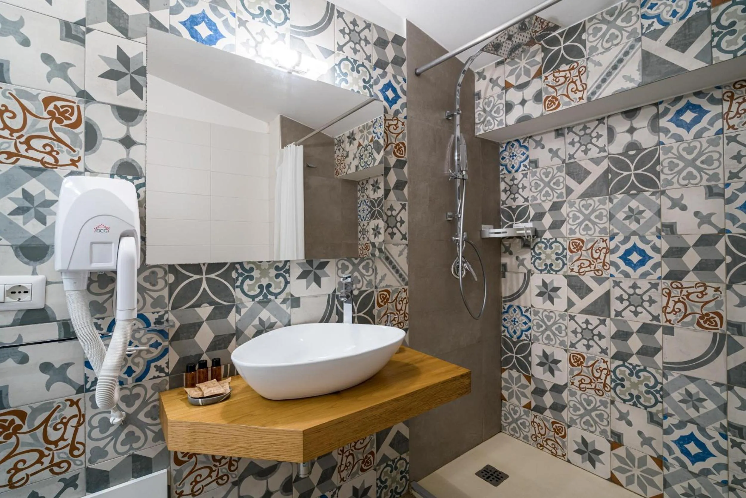 Shower in Al Duomo Rooms & Flats