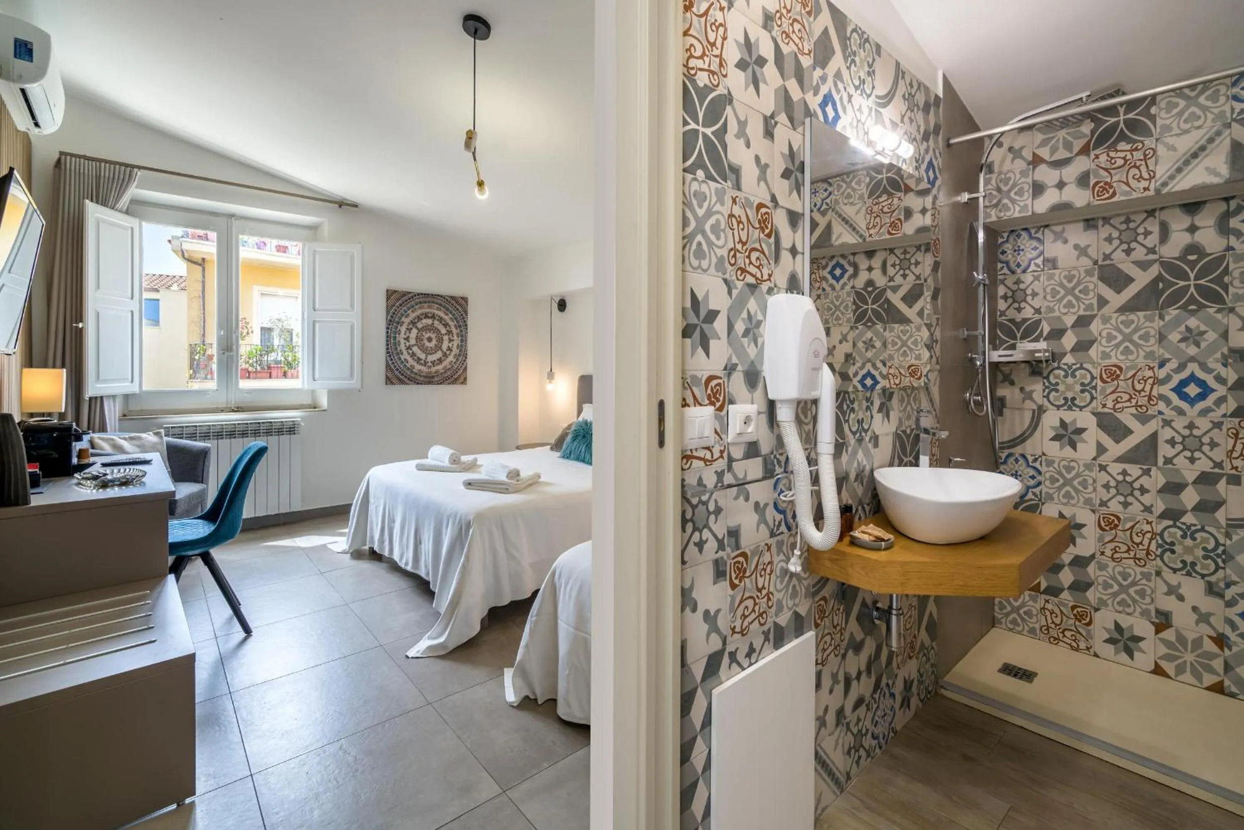 Bed in Al Duomo Rooms & Flats