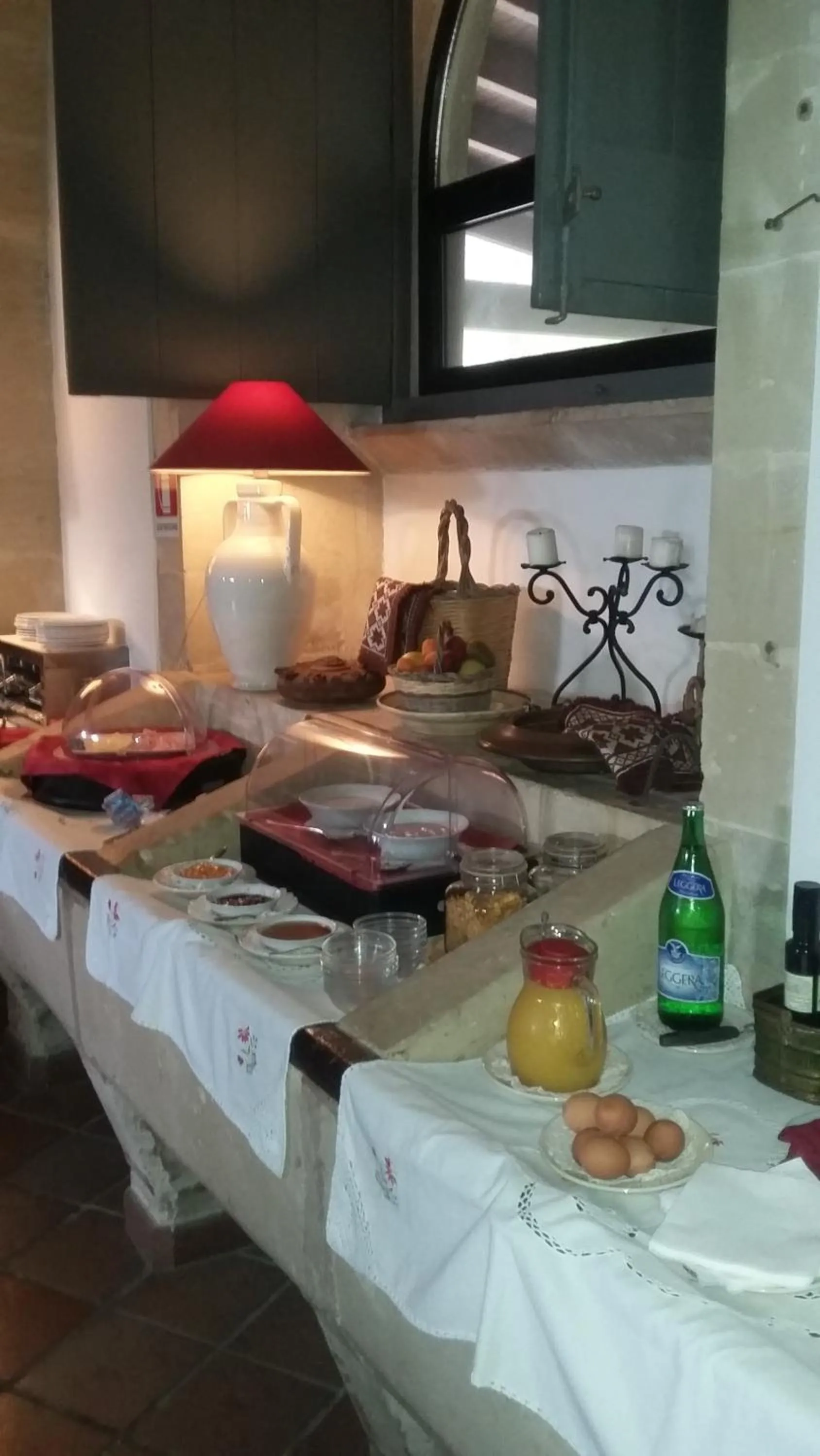 Buffet breakfast in Masseria Gattamora