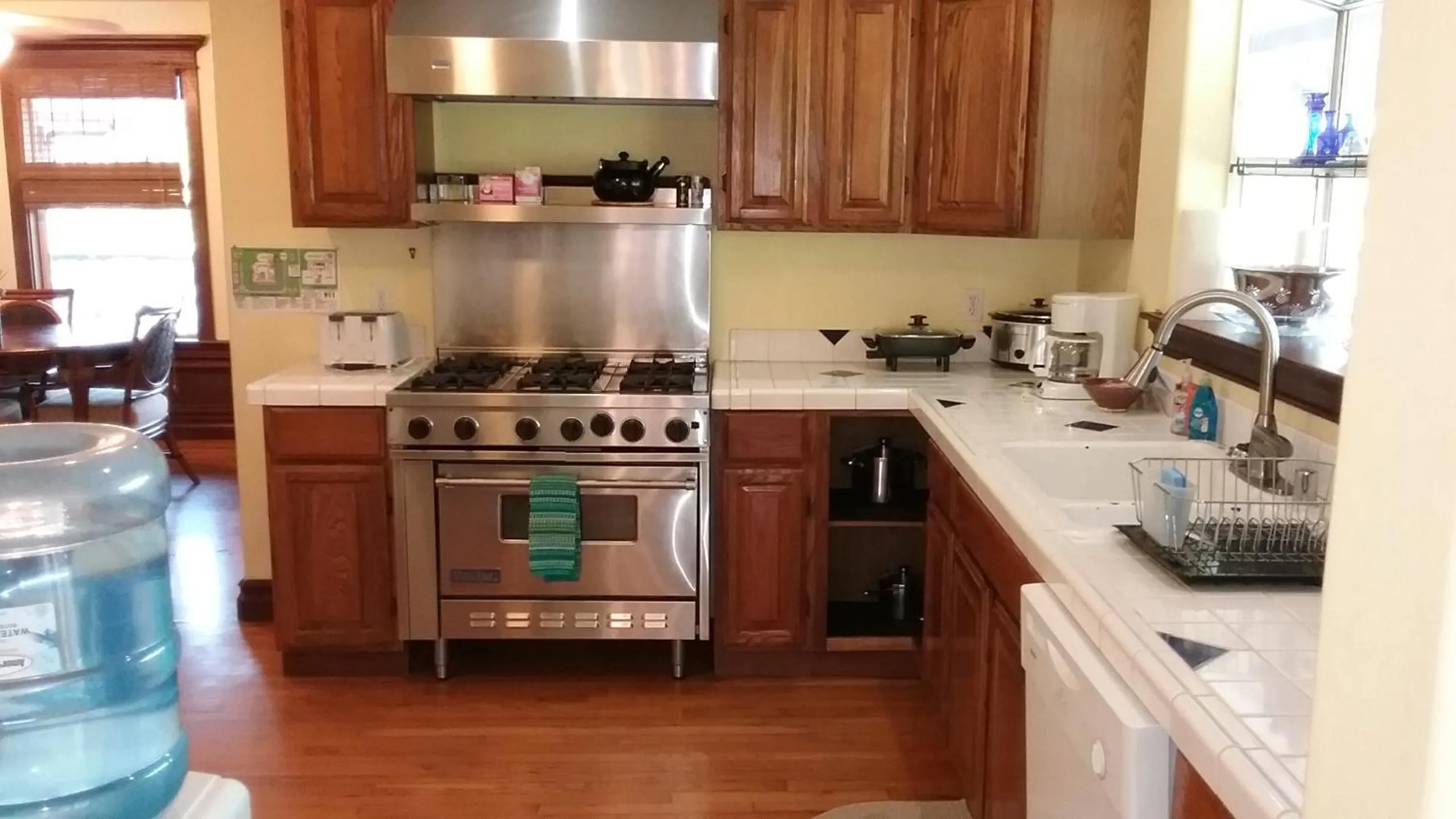 Hawaii Tropical Volcano mansion + Sauna