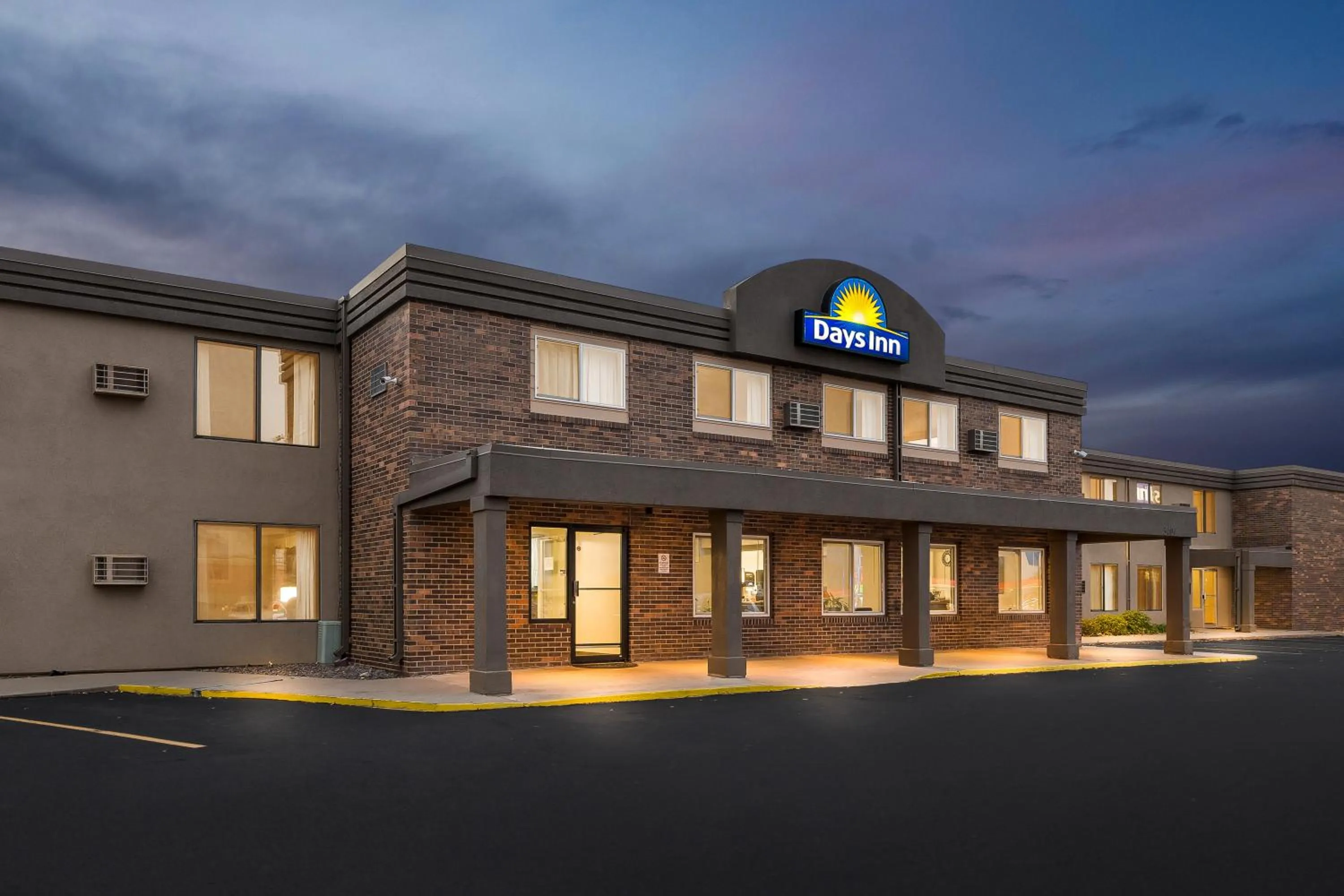 Property building in Days Inn by Wyndham Sioux Falls