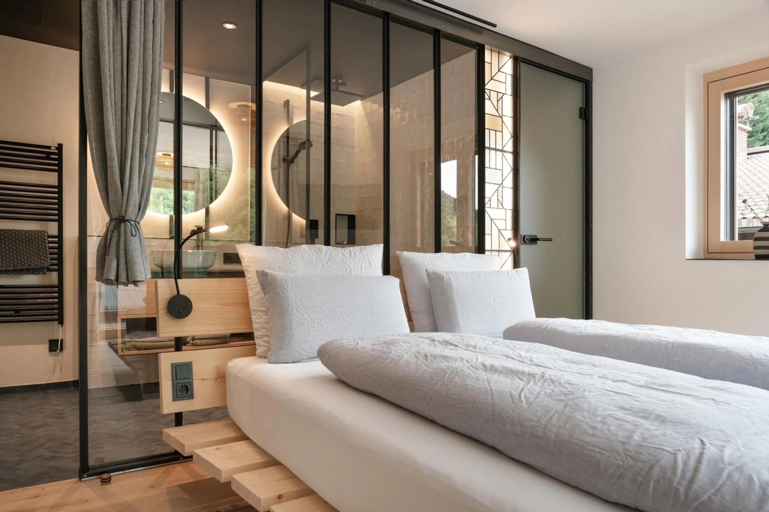 Bedroom, Bed in Grand Pension Franziska - inkl CrossFit Gym