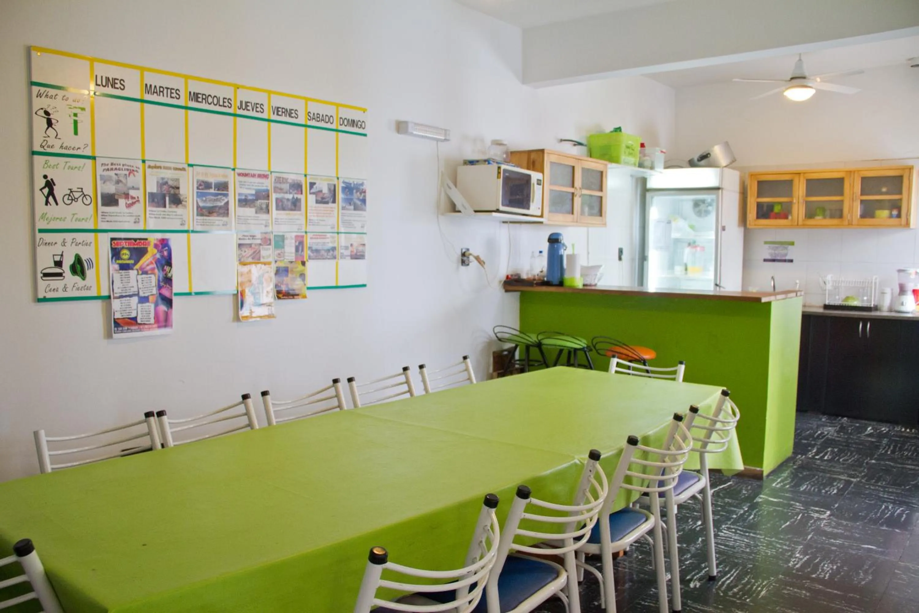 Communal kitchen in Link Cordoba Hostel