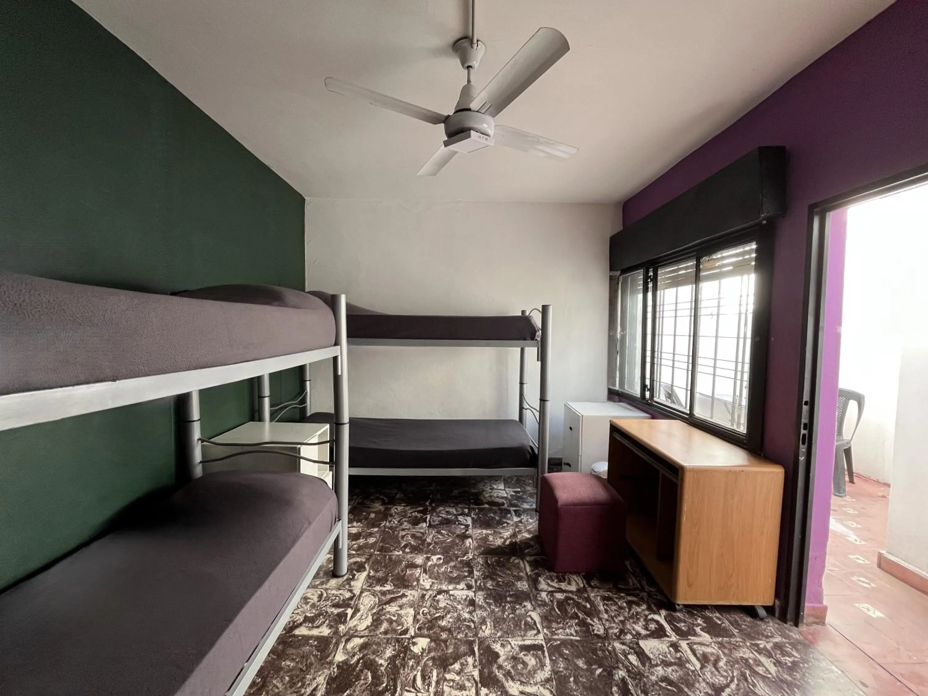 Photo of the whole room, Bed in Link Cordoba Hostel