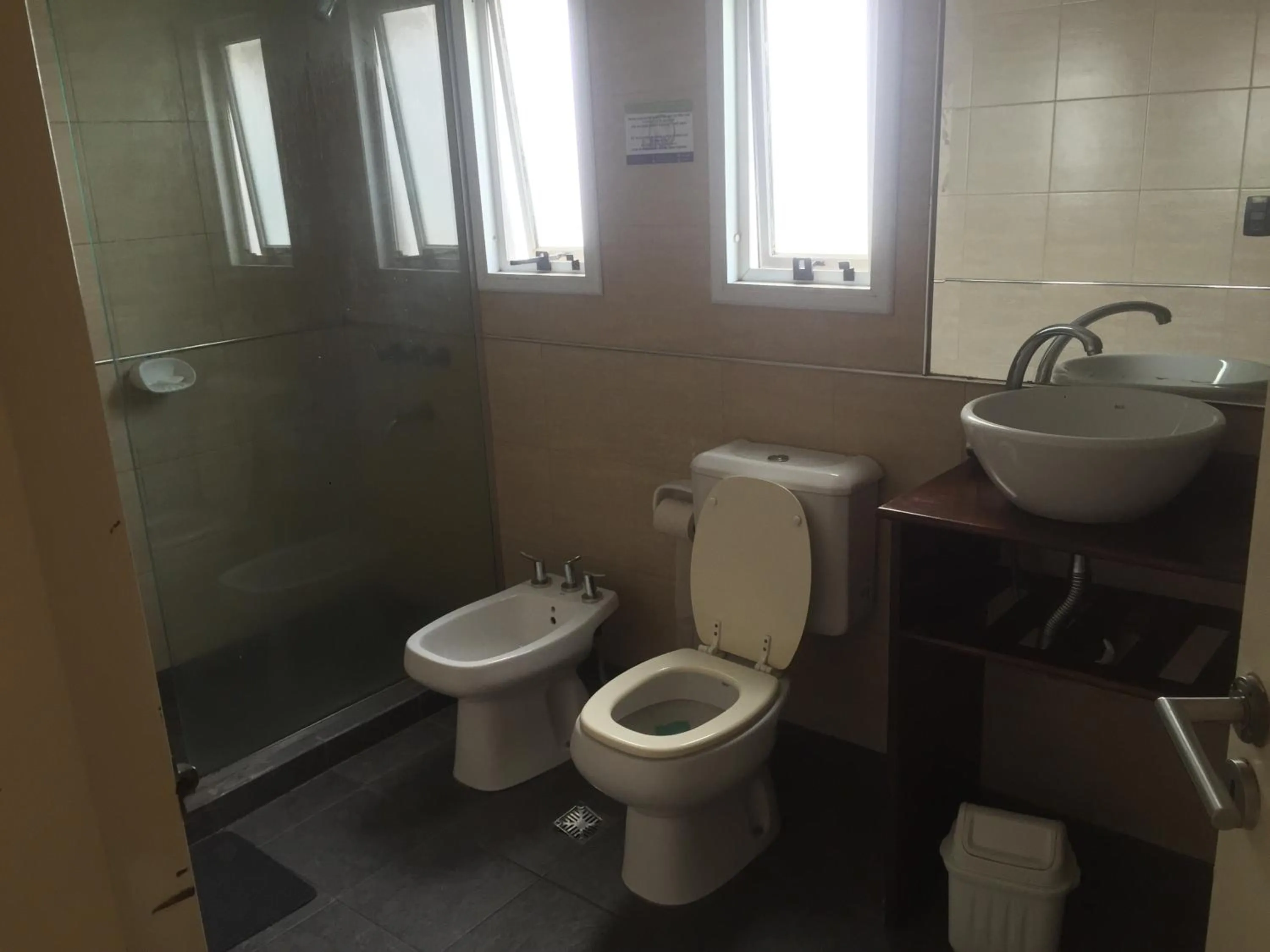 Bathroom in Link Cordoba Hostel