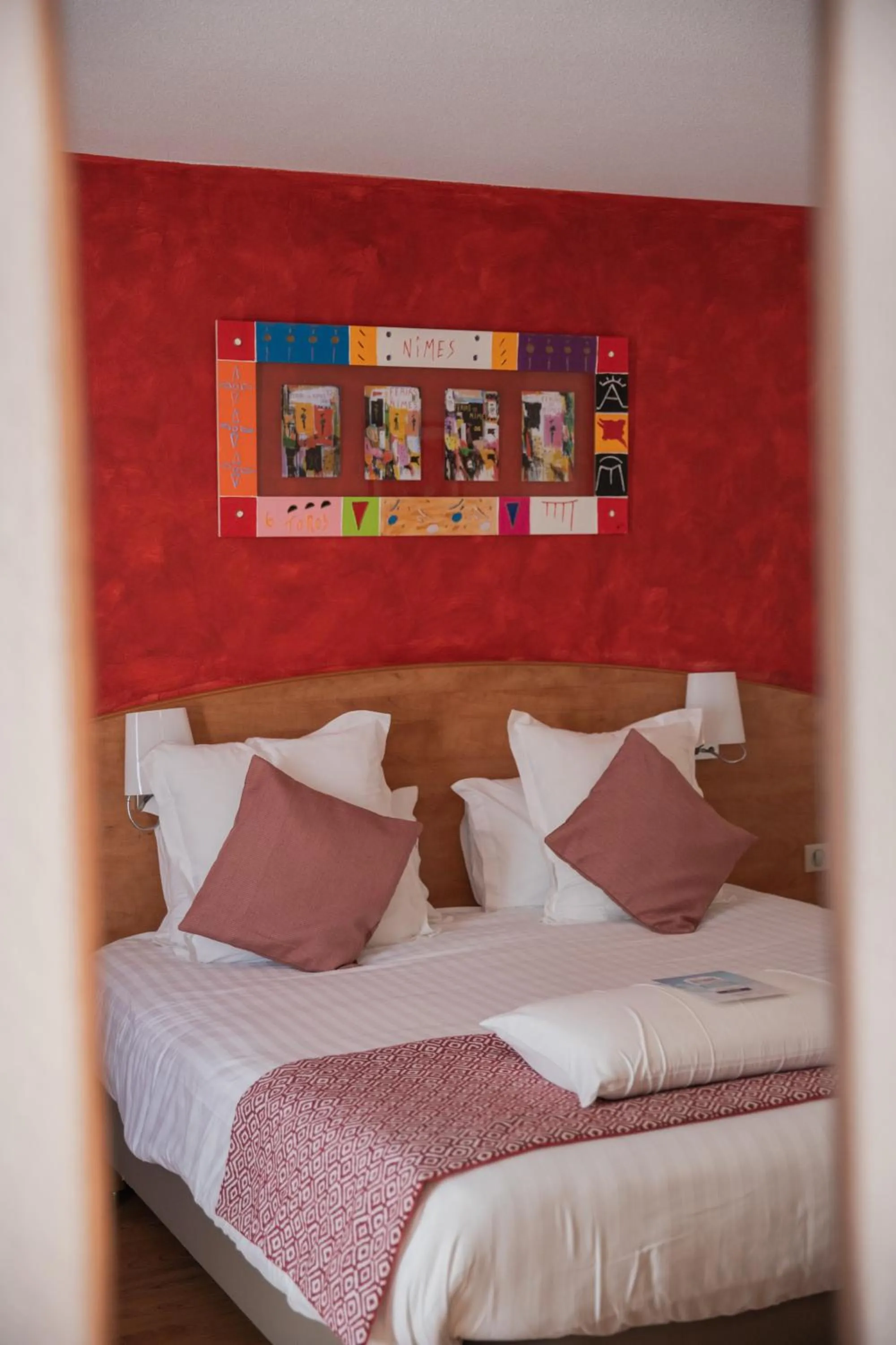 Bed in Kyriad Nîmes Ouest A9