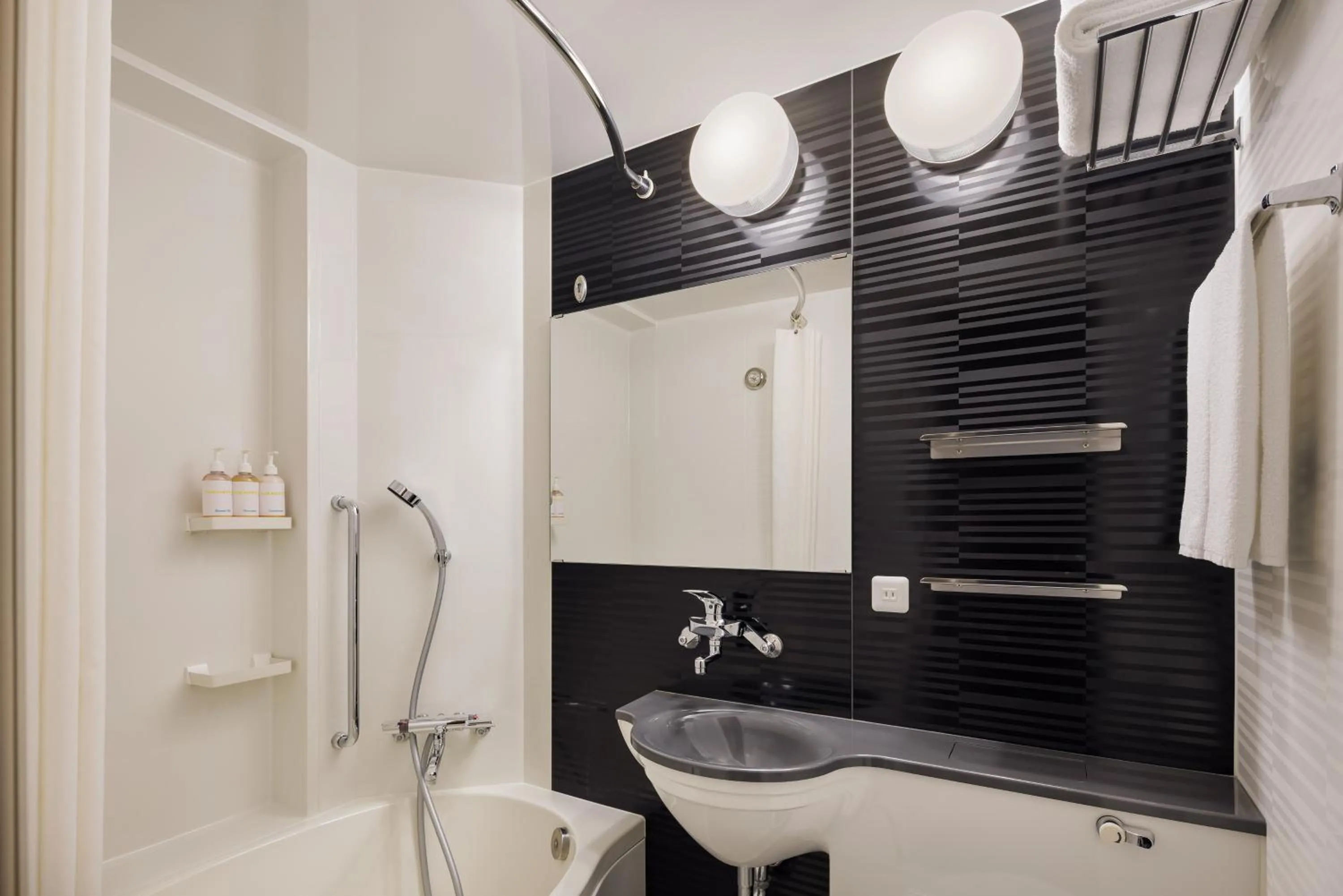 Shower in Four Points Flex by Sheraton Yokohama West