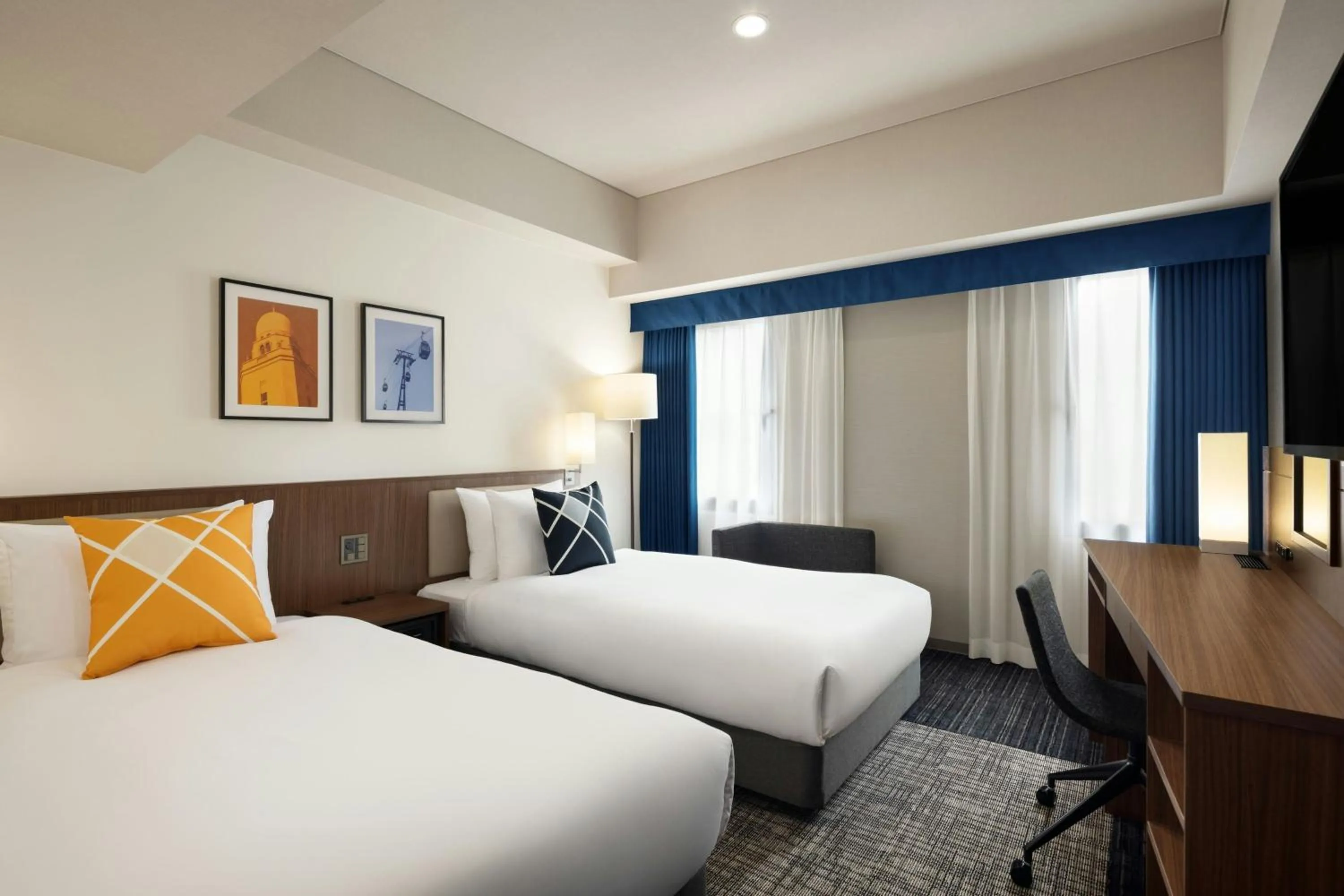 Photo of the whole room, Bed in Four Points Flex by Sheraton Yokohama West