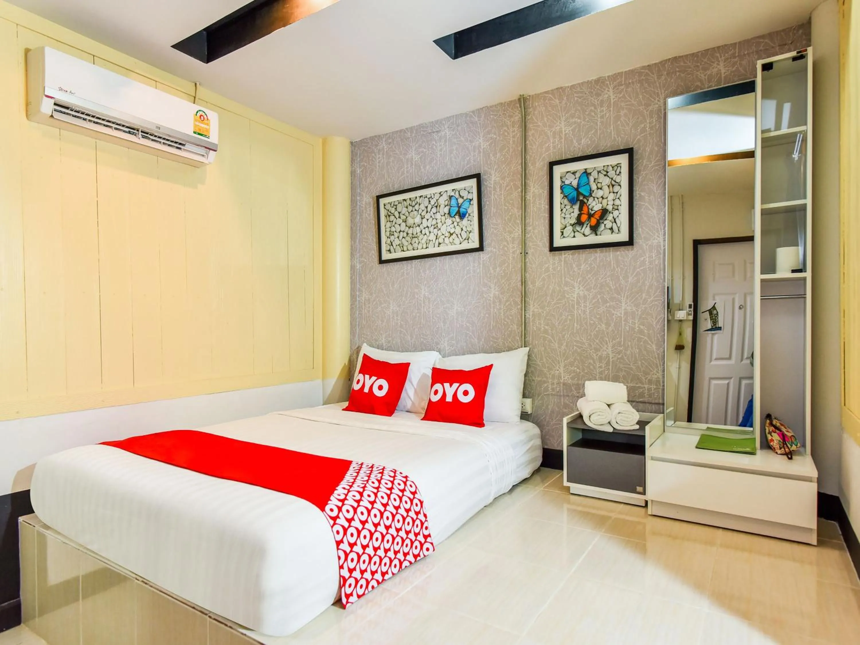 Bedroom, Bed in Nana River Kaeng Krachan