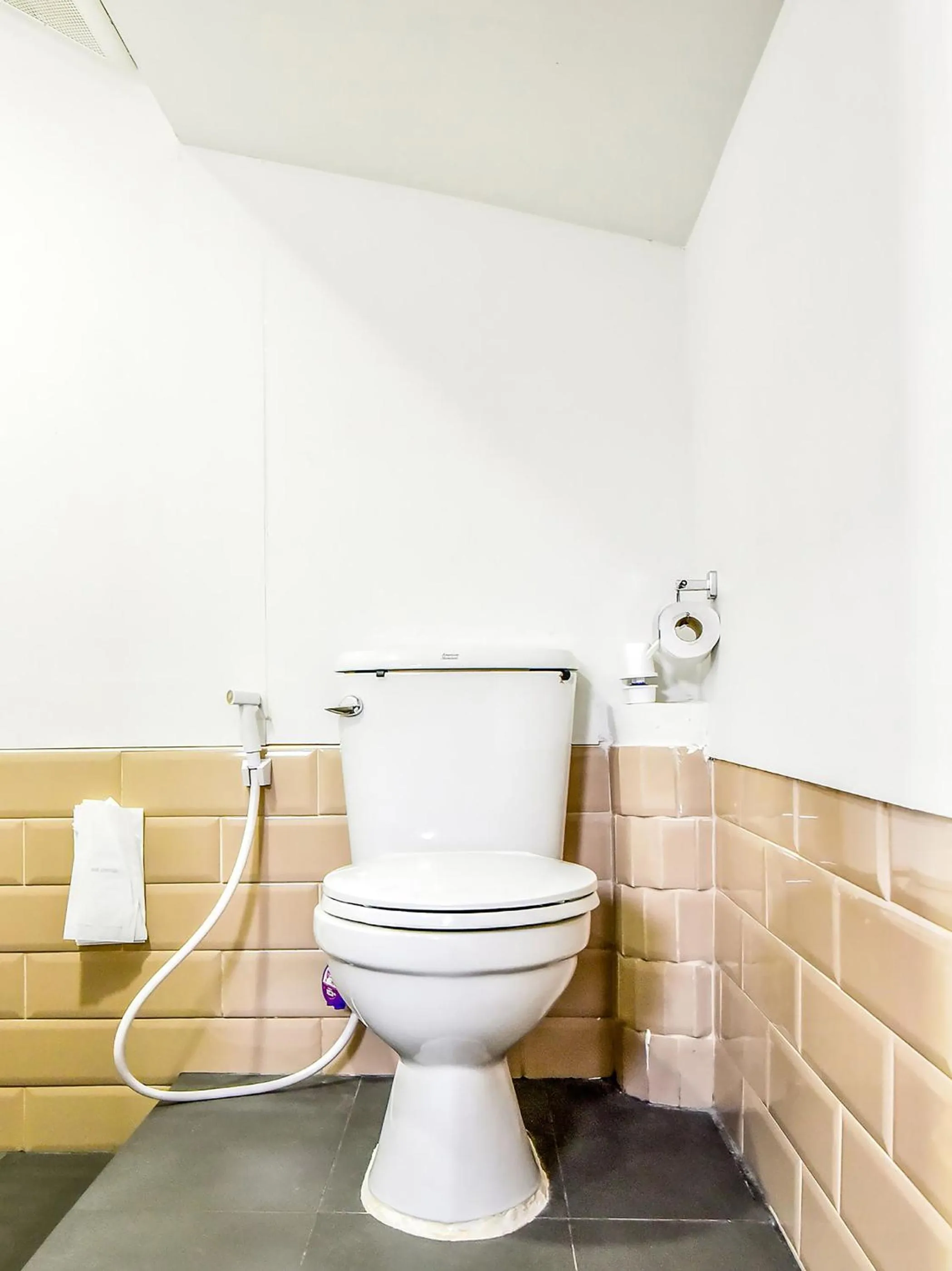 Bathroom in Nana River Kaeng Krachan