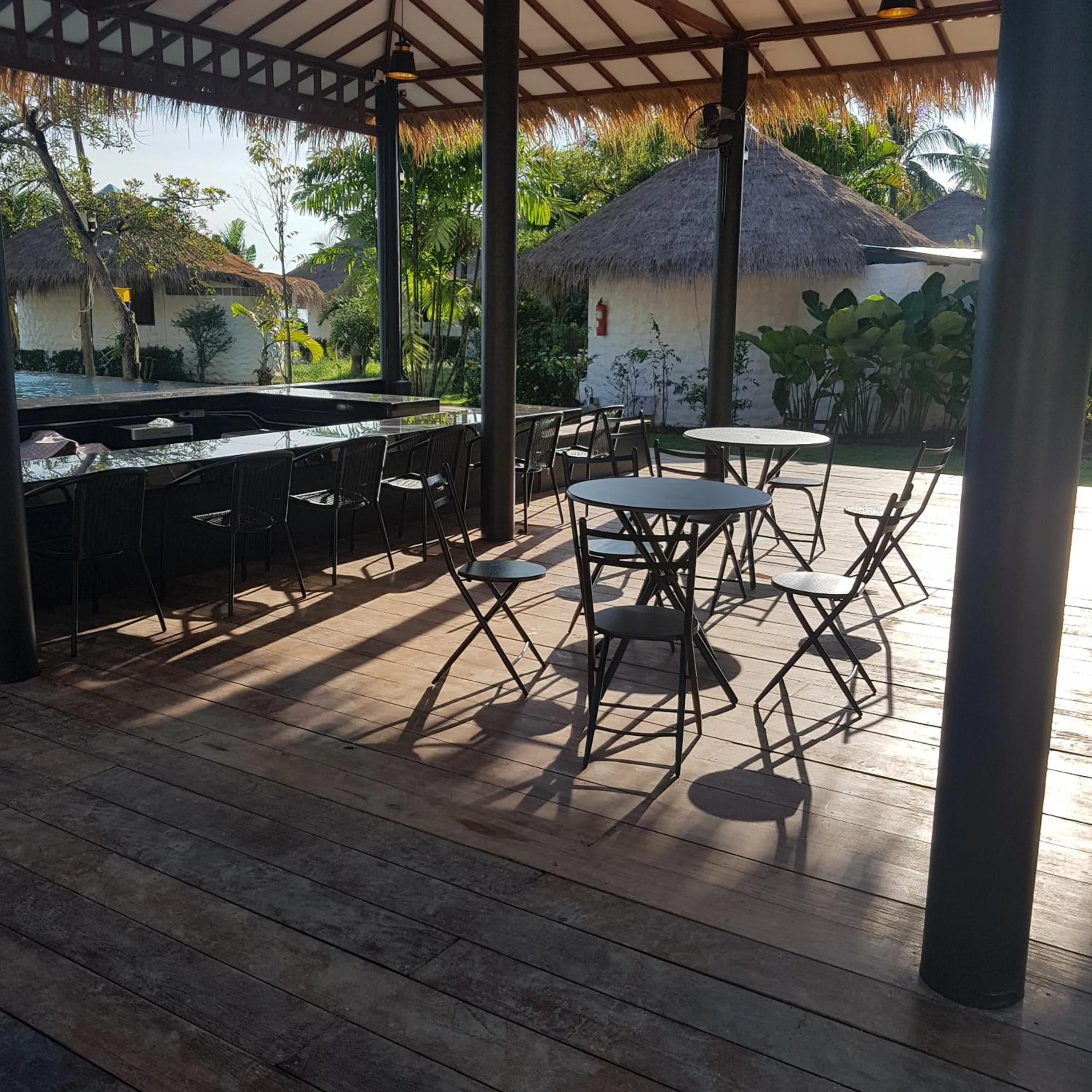 Restaurant/places to eat in Sunrise Beach Resort