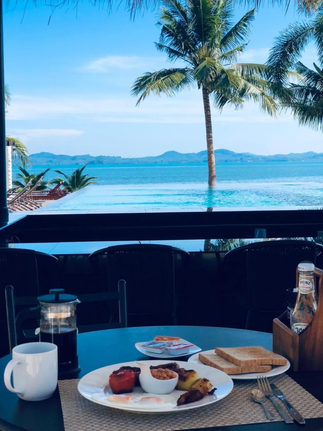 English/Irish breakfast in Sunrise Beach Resort