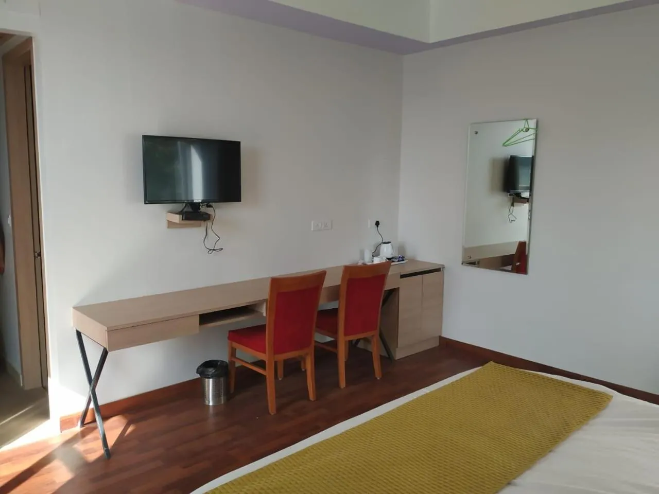 Bed in Hotel River Retreat