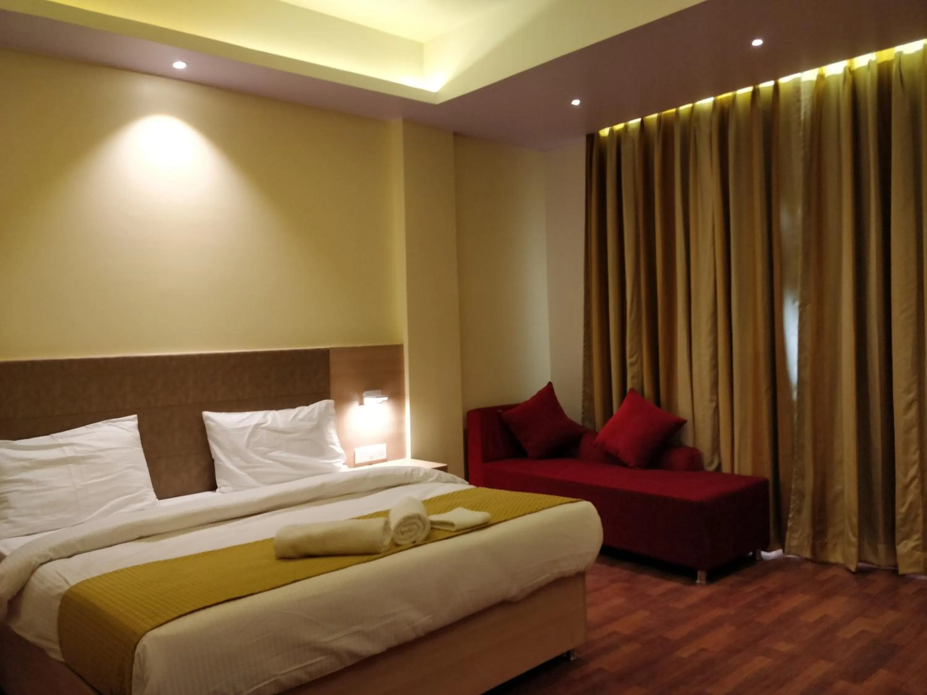 Bedroom, Bed in Hotel River Retreat