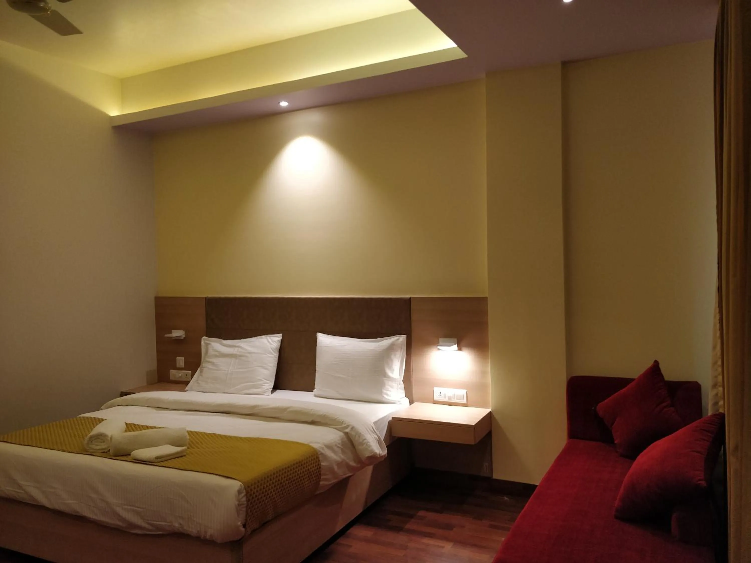 Bedroom, Bed in Hotel River Retreat