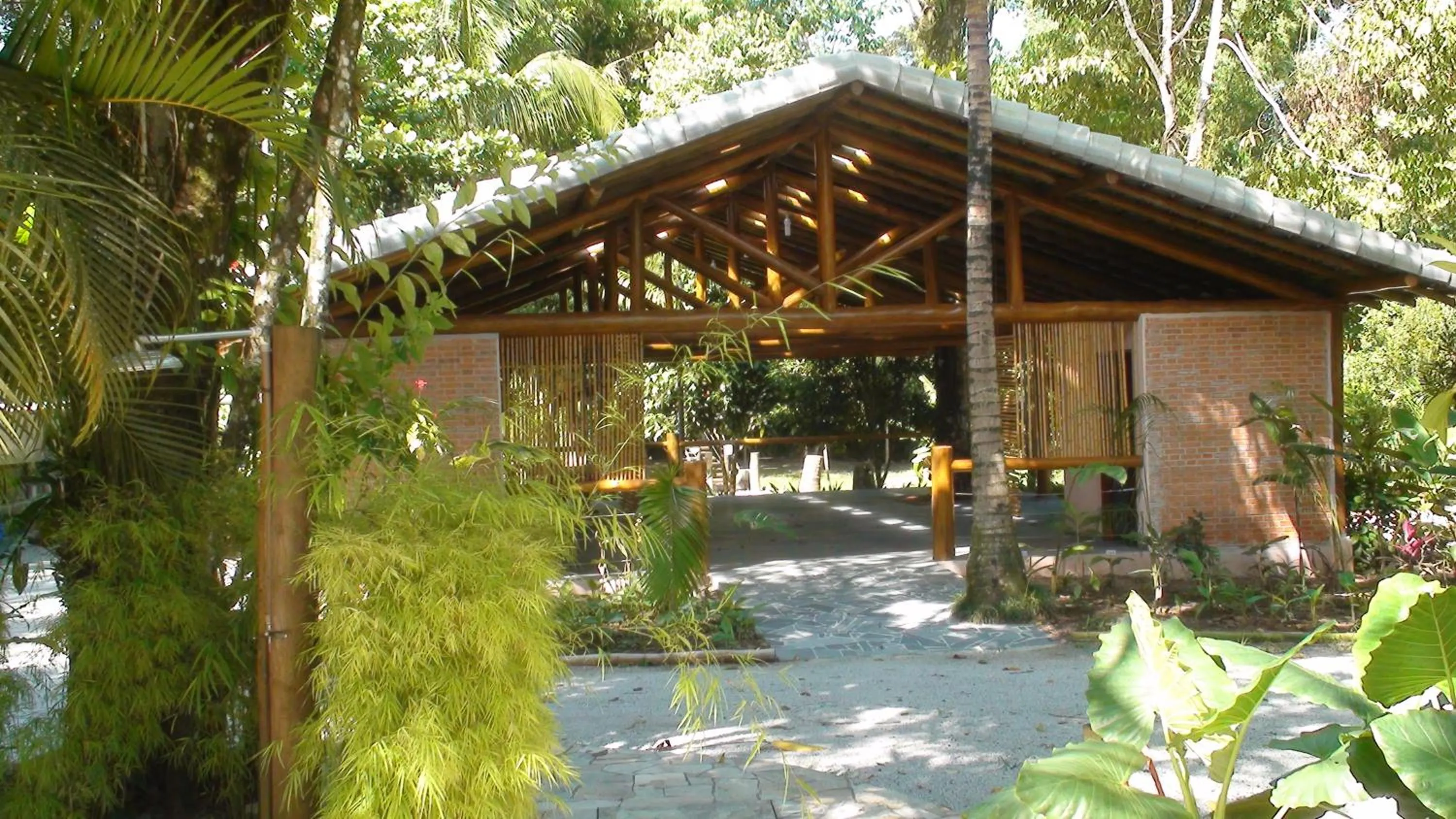 Day in Pousada Canto Verde