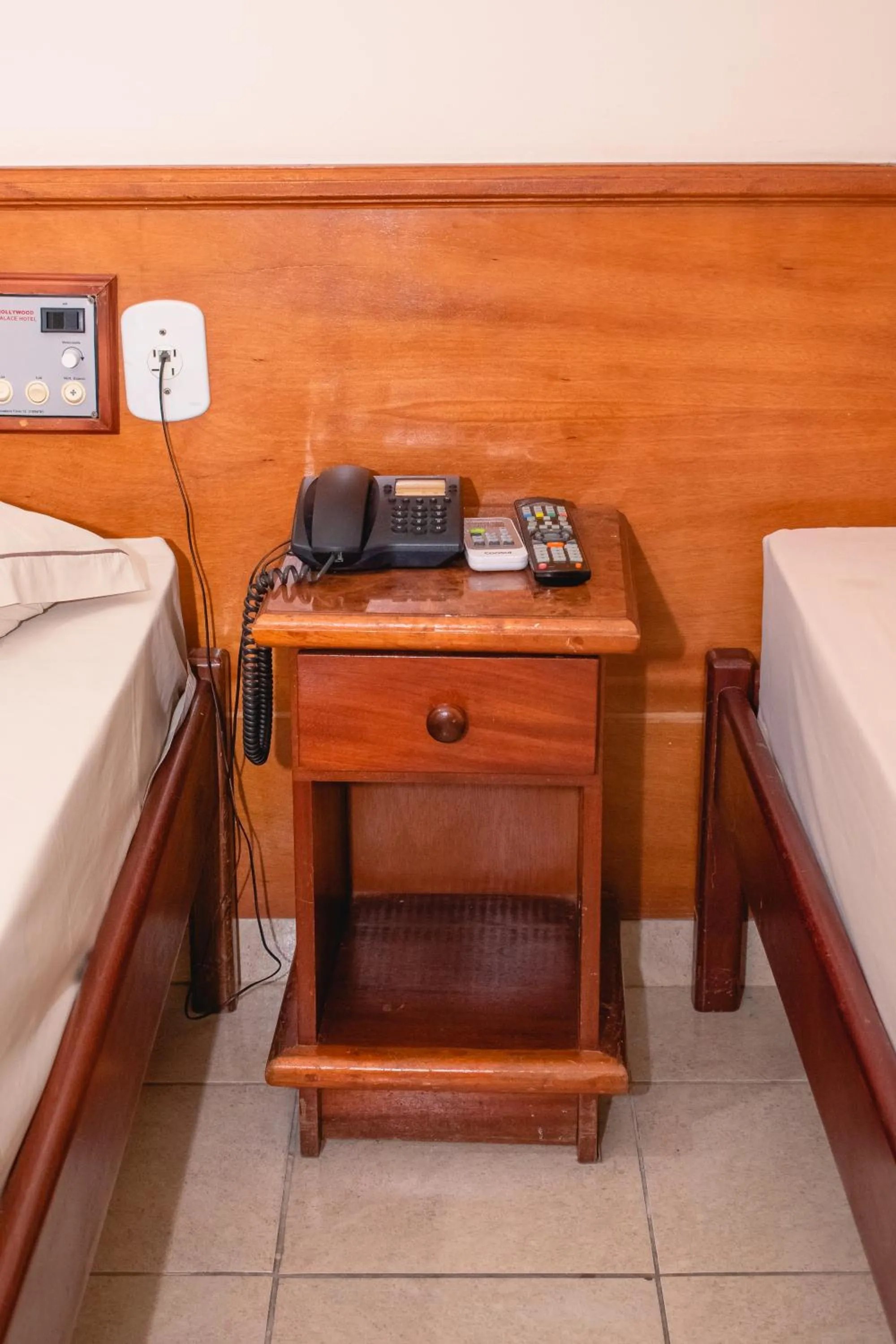 Bed in Hollywood Palace Hotel