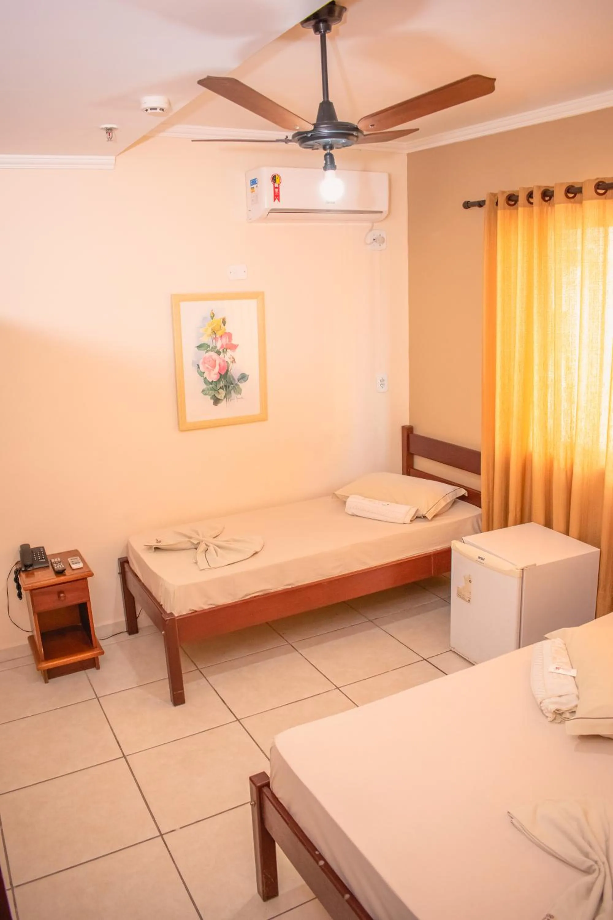 Bed in Hollywood Palace Hotel