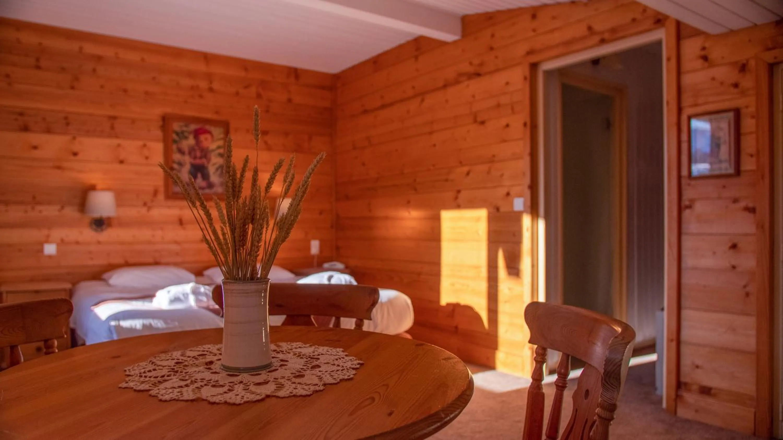 Bedroom, Bed in Hôtel Arbois Bettex