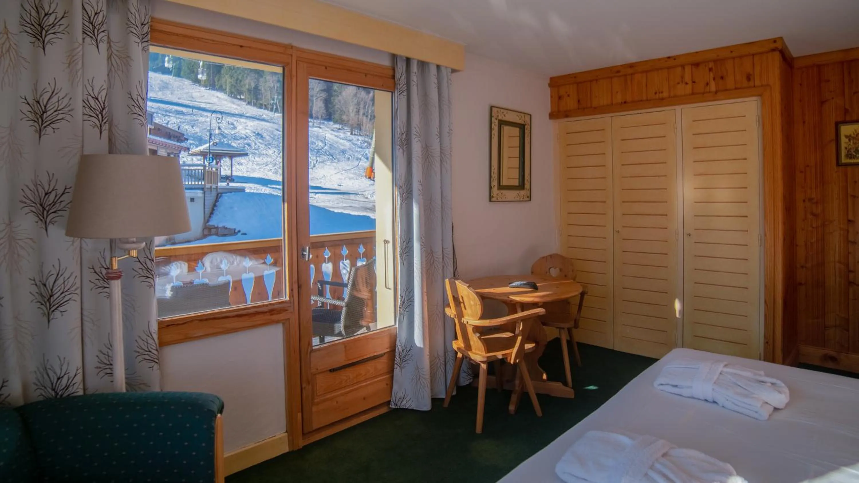 Bedroom, Bed in Hôtel Arbois Bettex
