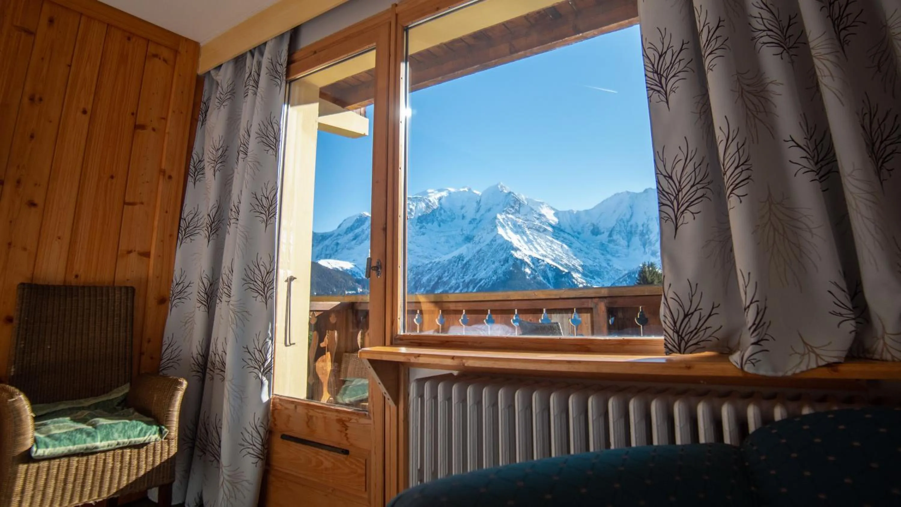 Bedroom in Hôtel Arbois Bettex