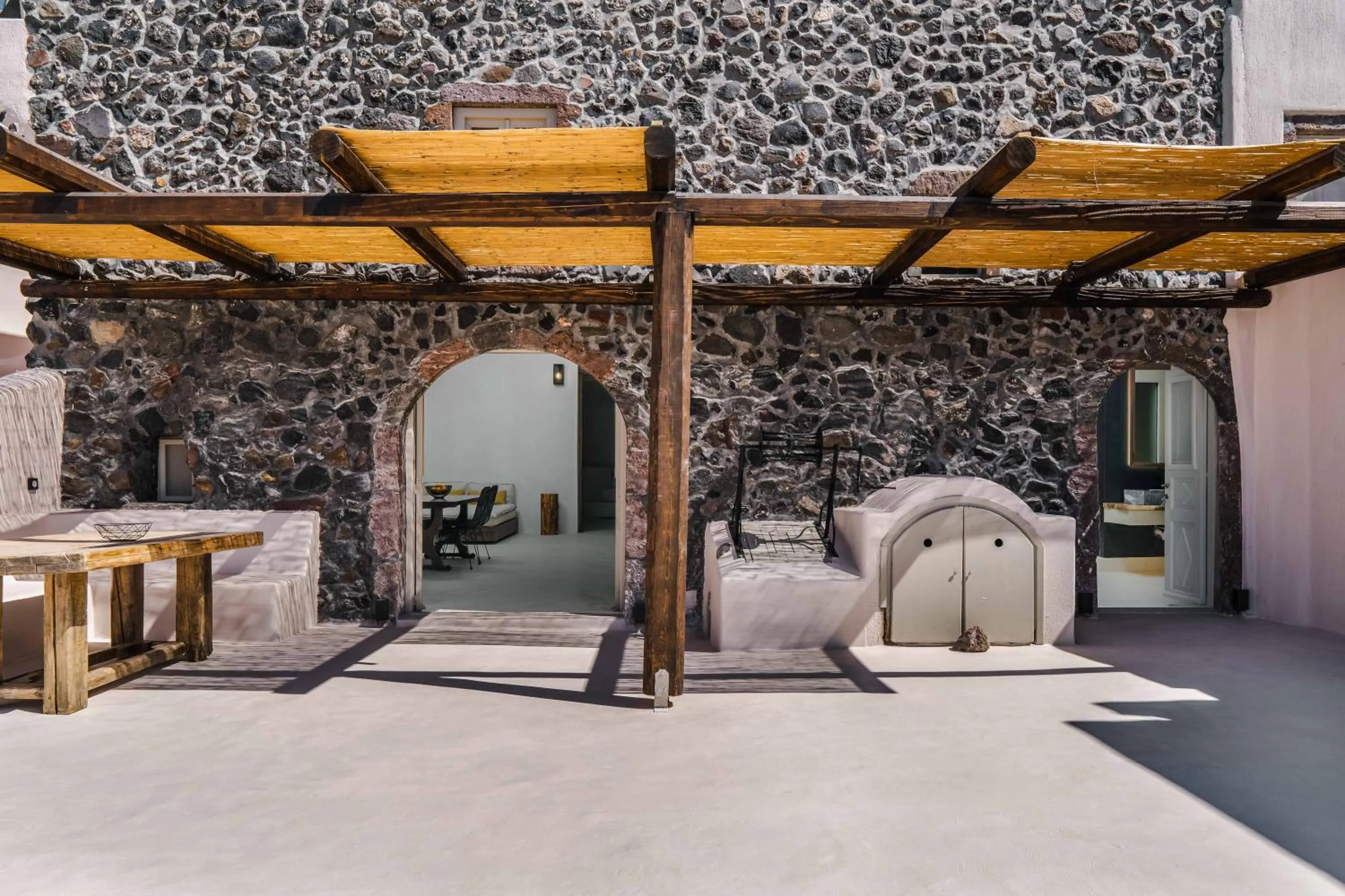 Facade/entrance in Phaos 1870, A restored Winery