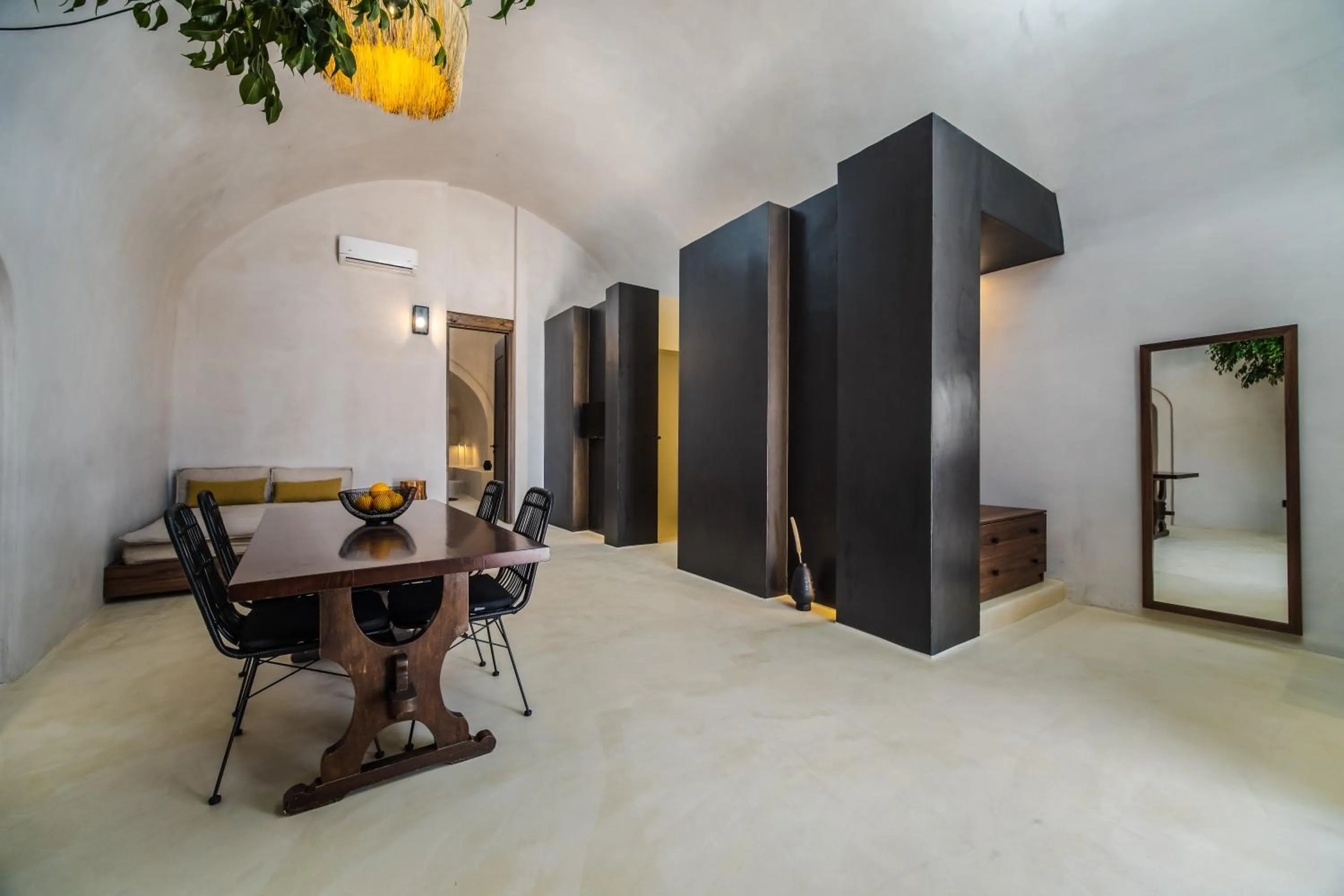 Dining area in Phaos 1870, A restored Winery