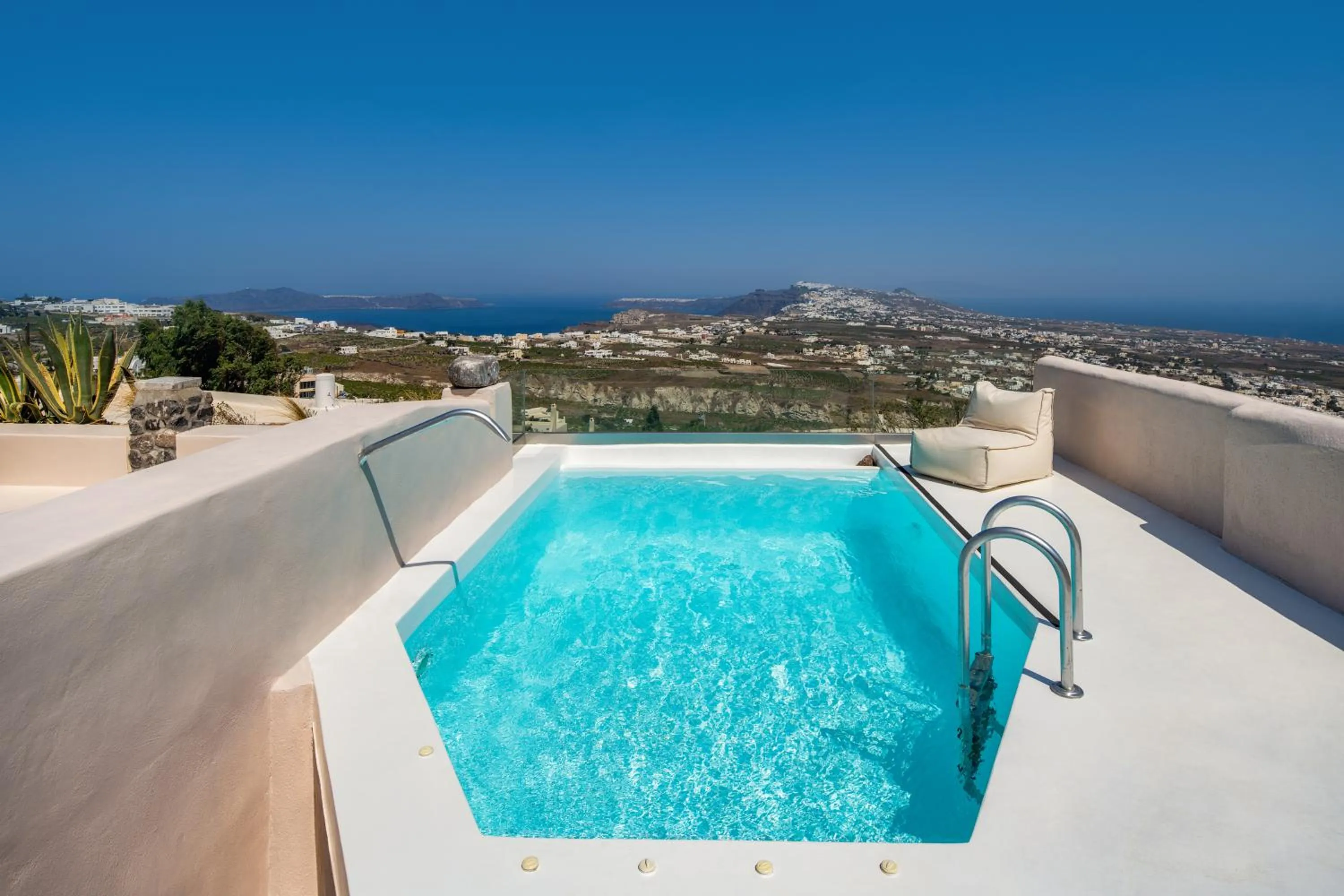 Pool view in Phaos 1870, A restored Winery